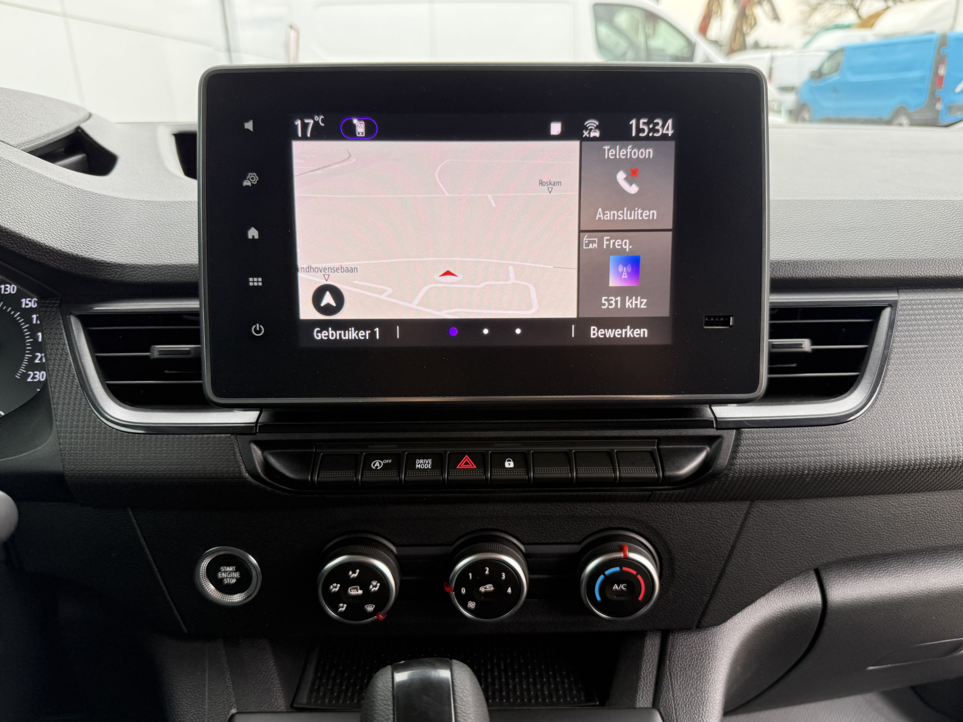 Renault Kangoo Grand Comfort TCe 130PK **Benzine** Automaat L1 LED Inbouw Airco Cruise Control Camera Parkeersensoren