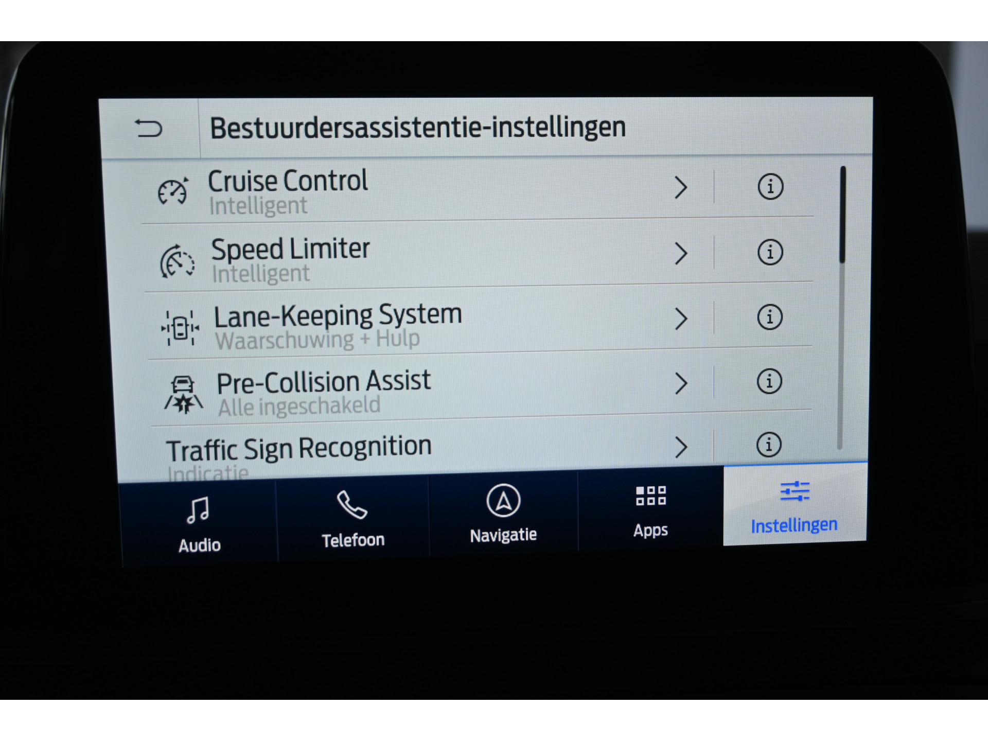 Ford Kuga 2.5 PHEV Vignale Automaat Navigatie Stoelverwarming Head Up! LED Camera Rijklaarprijs! Inruil Mogelijk!