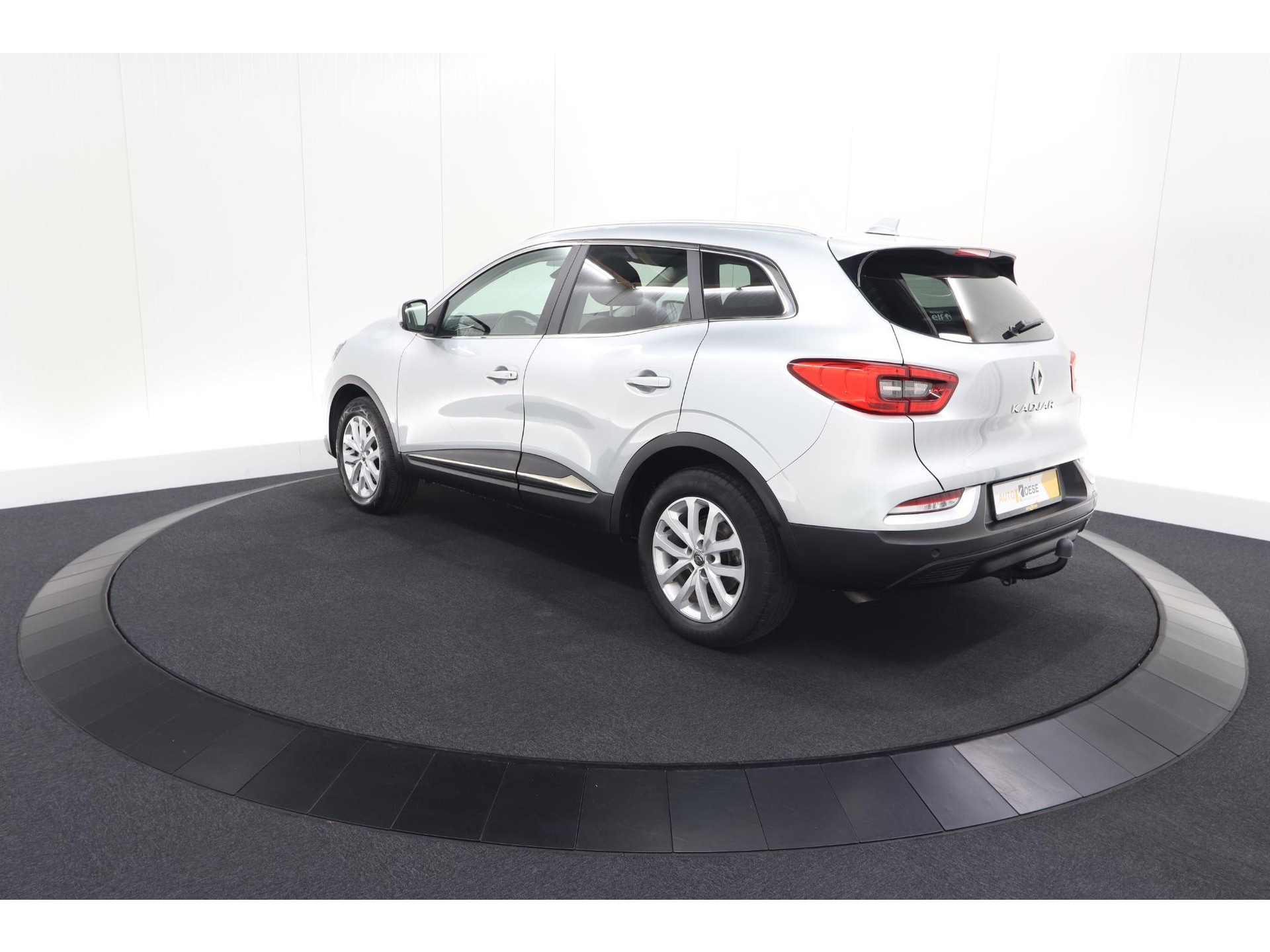 Renault Kadjar 1.3 TCe 140 Zen | Trekhaak | Apple Carplay | Navigatie | Parkeersensoren voor + Achter