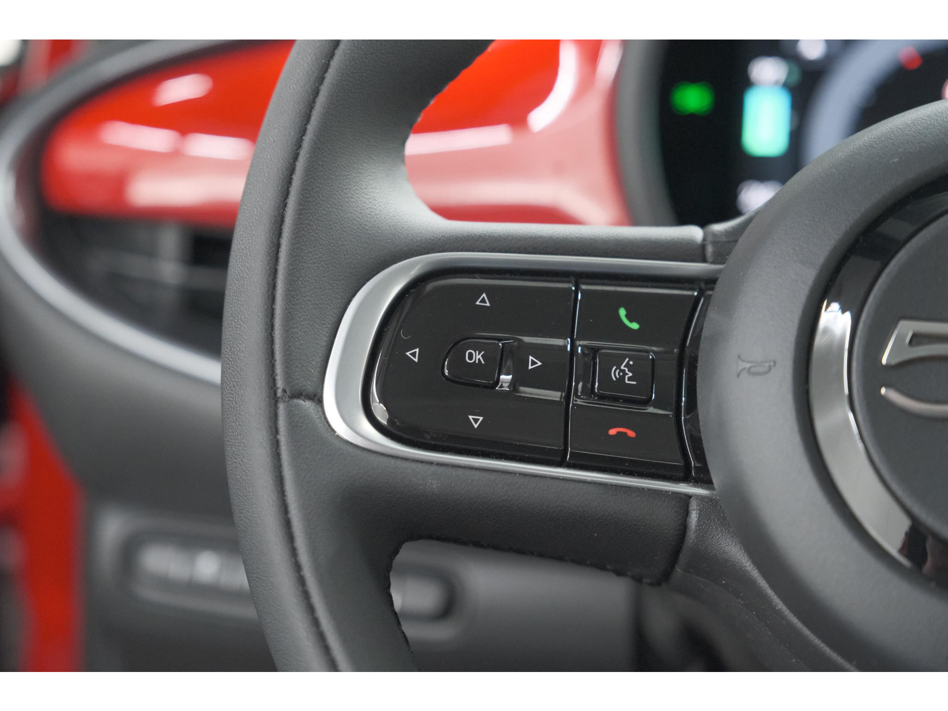 Fiat 500 Urban 42 kWh | SOH 97,9% | 3 Fase | Camera | Apple Carplay | Keyless start