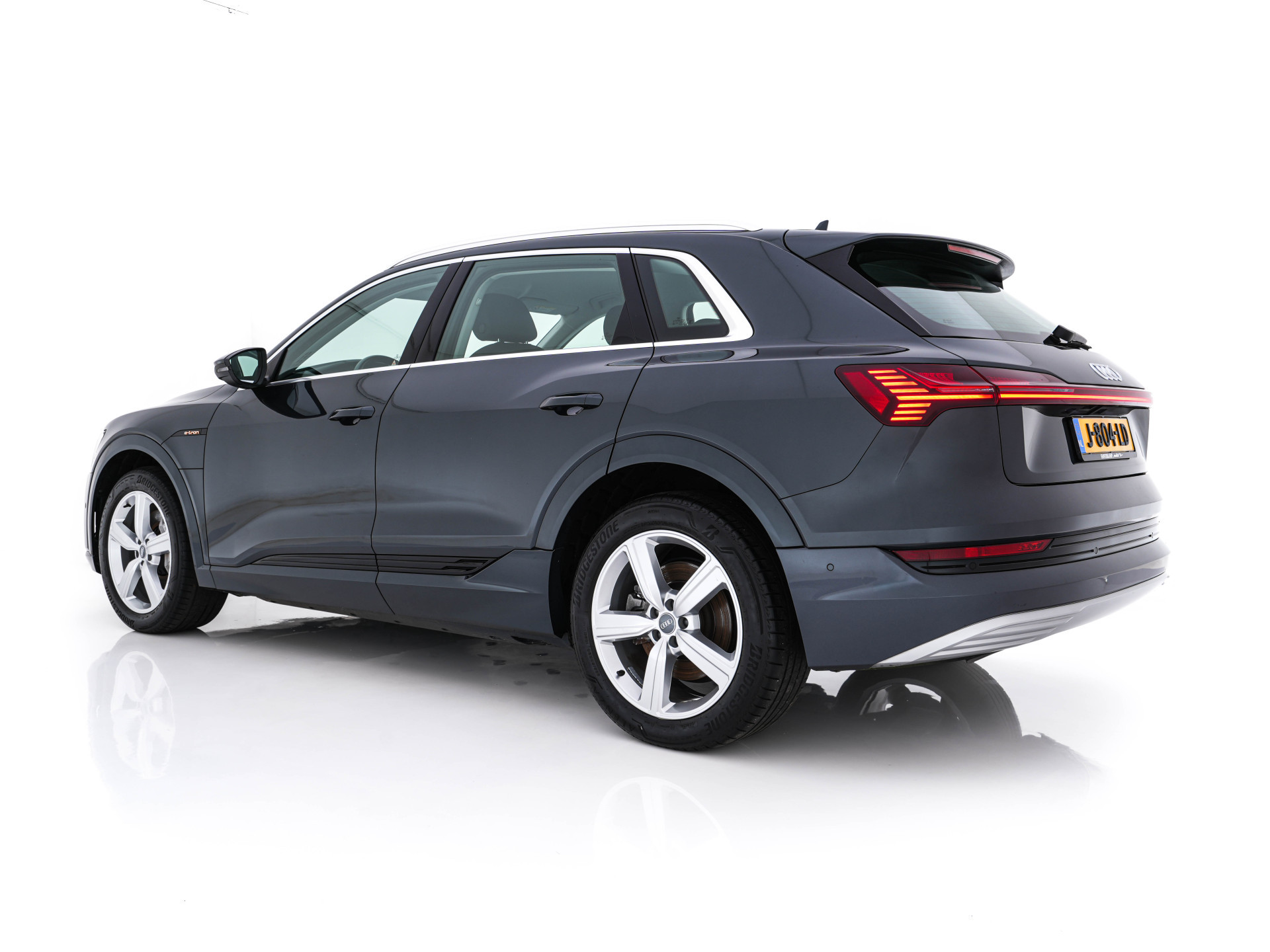 Audi e-tron 50 Quattro Launch edition 71 kWh (⚠️)  [ 3-Fase ] {SOH-100%} (INCL-BTW) Aut. *FULL-LED | DIGI-COCKPIT | NAVI-FULLMAP | HEATED-COMFORTSEATS | KEYLESS | AUDI-SOUND | SHIFT-PADDLES | ECC | PDC | CRUISE | 20''ALU*