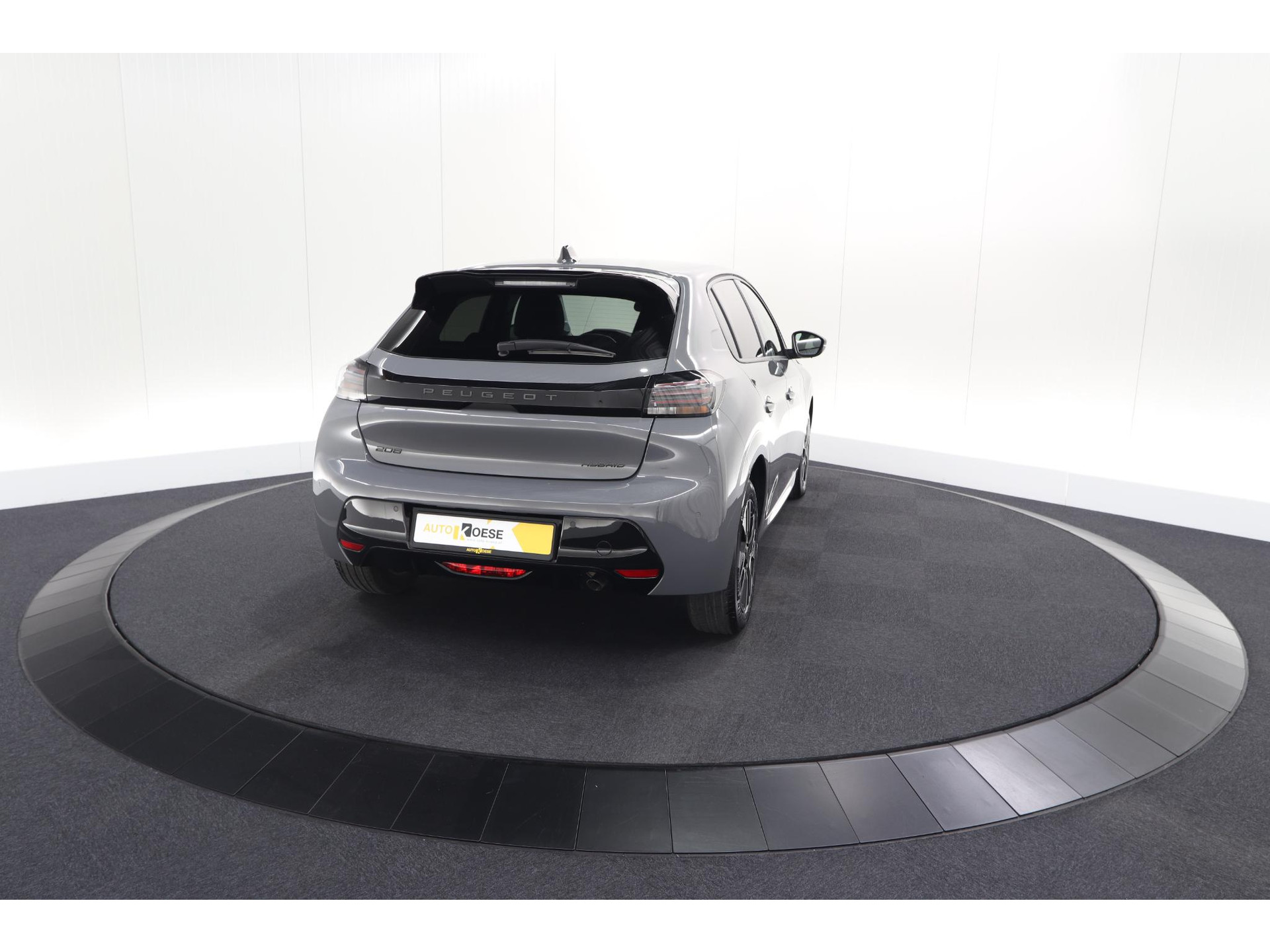Peugeot 208 1.2 Hybrid 110 e-DCS6 Allure | Apple Carplay | Parkeersensoren Voor + Achter | Climate Control