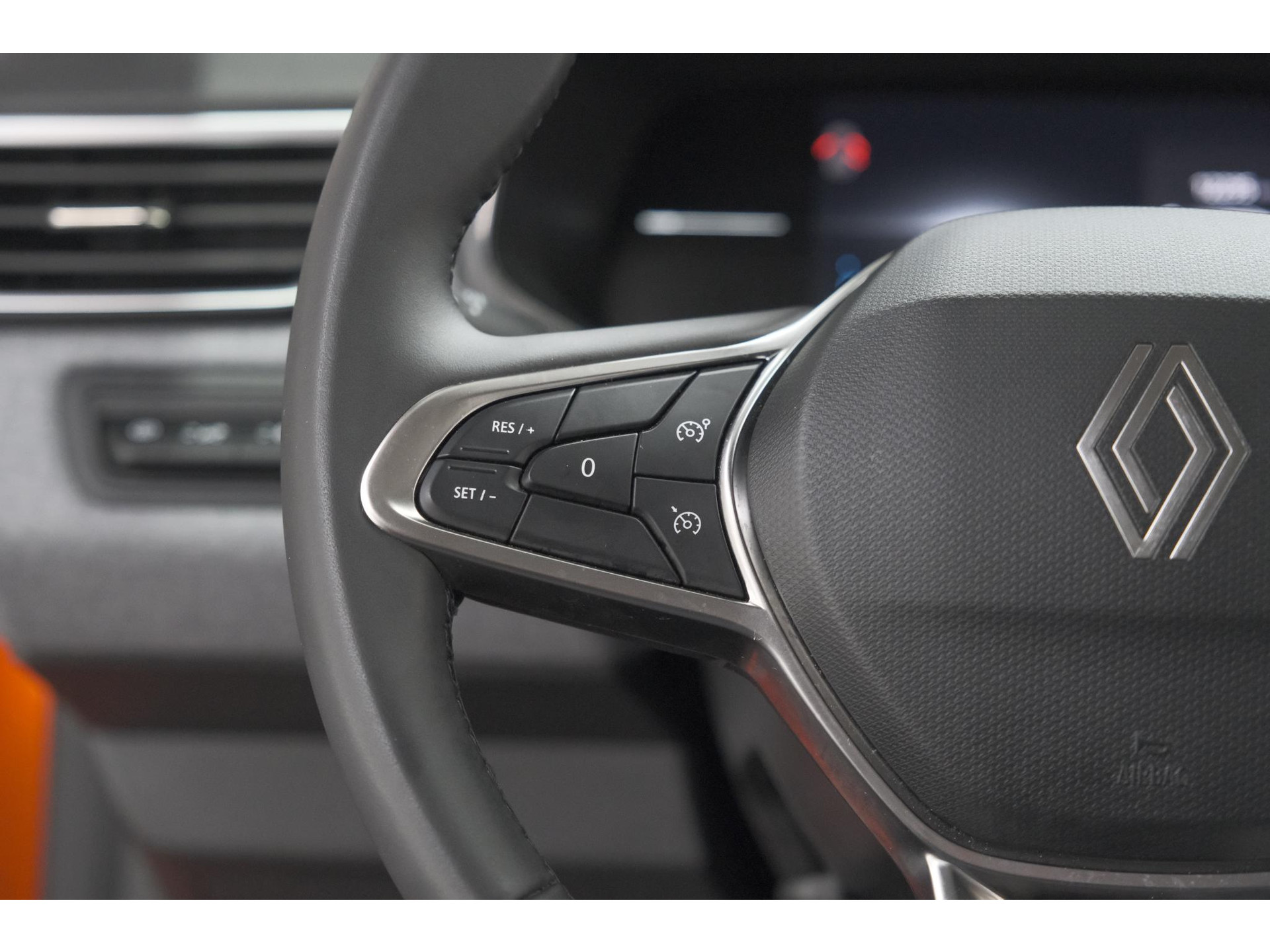 Renault Clio 1.6 E-Tech Full Hybrid 145 Evolution Holland Edition | Apple Carplay | Parkeersensoren | LED | Cruise Control