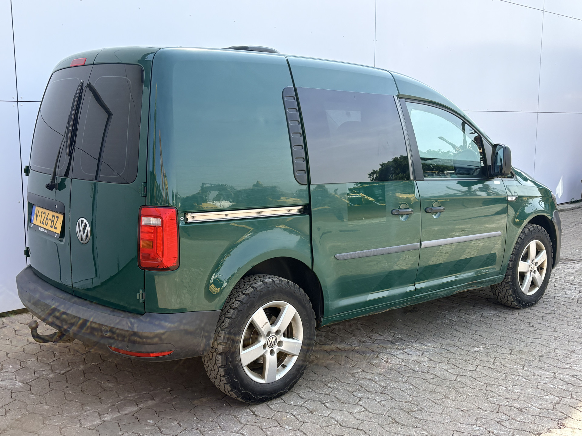 Volkswagen Caddy 2.0 TDI 4x4 123PK L1 4 Motion AWD Airco Cruise Control Trekhaak Parkeersensoren