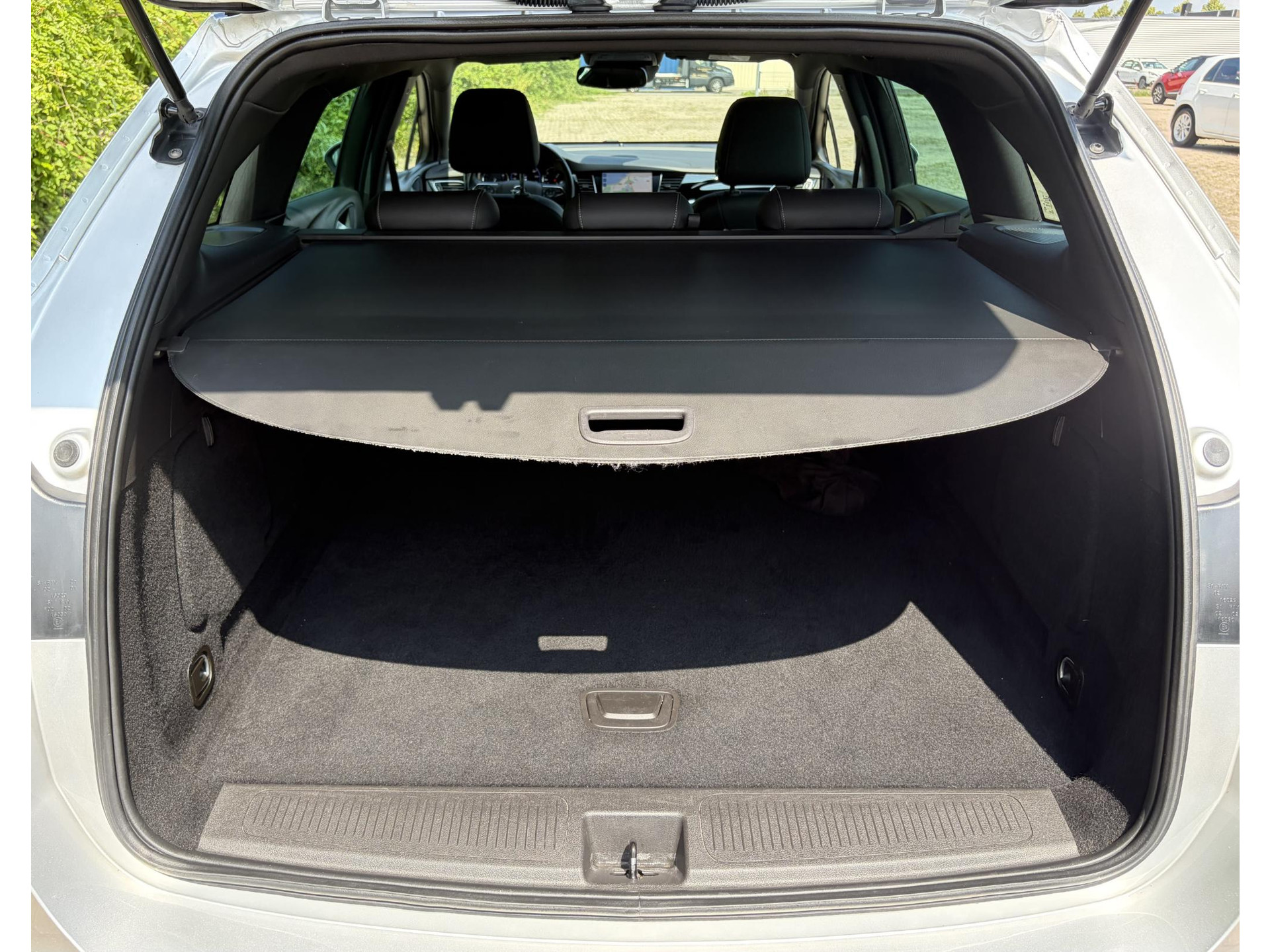 Opel Astra Sports Tourer 1.2 Ultimate 146pk,Afn Trekhaak,Camera,Keyless,Carplay,6 Bak,Stoelverw,Lm velgen,Alcantara-Leder,Dealer Onderhouden,Clima,Cruise,Dodehoek,Rijstrooksensor,N.A.P,Pdc V+A,Apk tot 07-2028