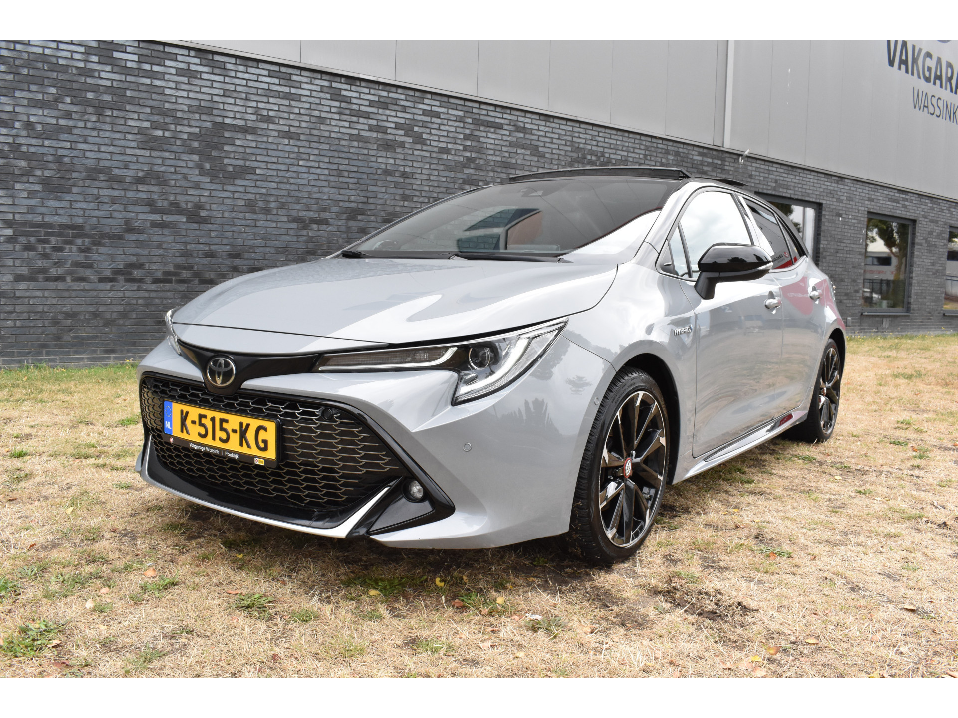 Toyota Corolla 2.0 Hybrid GR-Sport Plus Pano Bi-tone Automaat