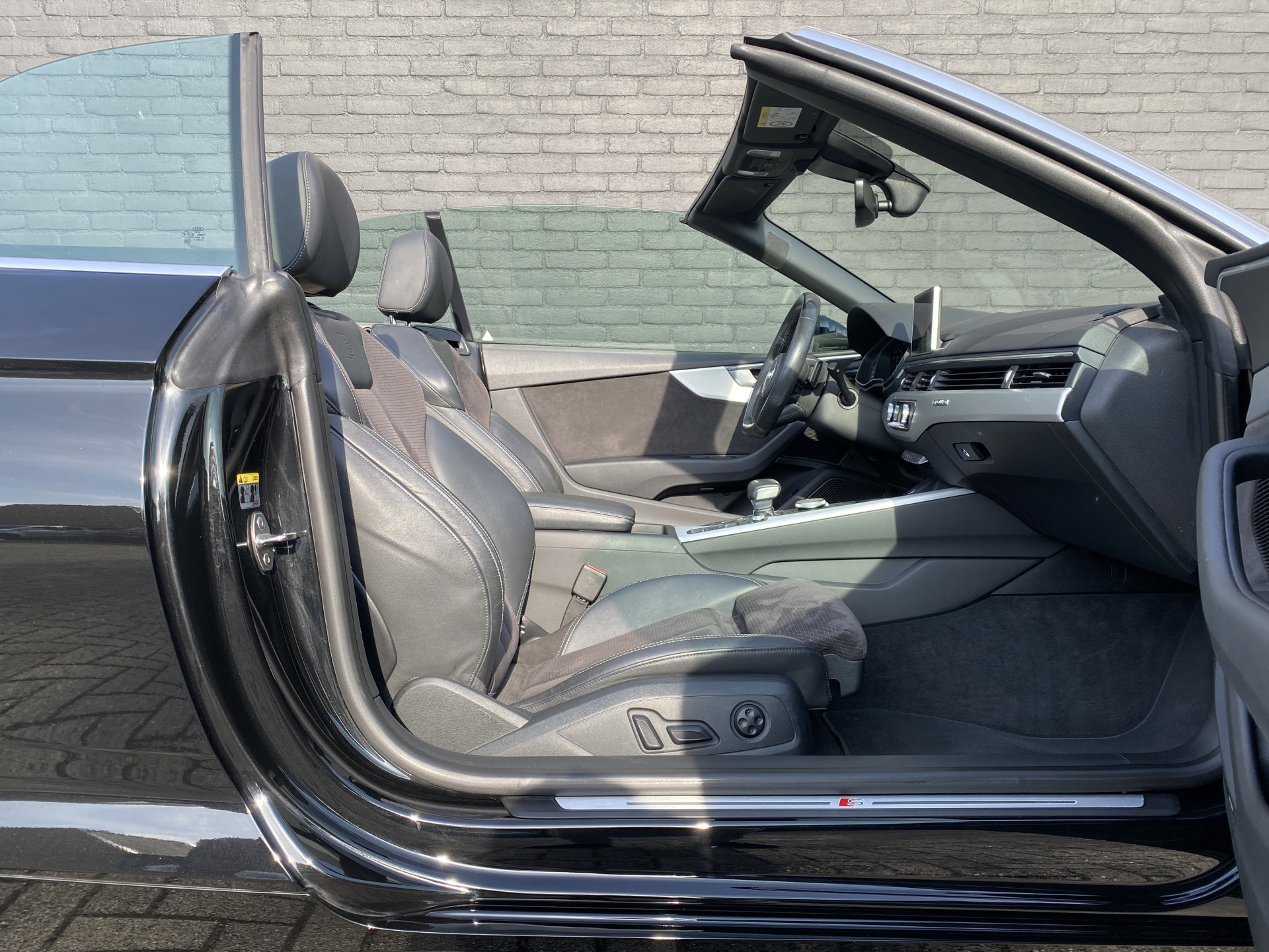 Audi A5 Cabriolet 2.0 TFSI Quattro Sport S-Line 252 pk AUT. | 3X S-Line | virtual cockpit | B&O audio | HUD display | elektr. v. stoelen