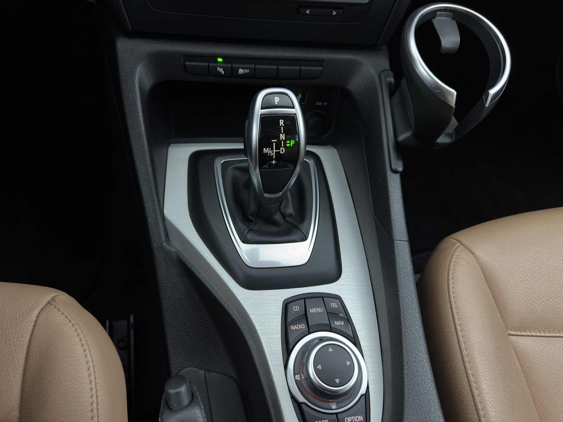 BMW X1 sDrive20i Business Aut. *LUXURY-LEATHER | XENON | HEATED-COMFORTSEATS | NAVI-FULLMAP | ECC | PDC | CRUISE | 18''ALU*