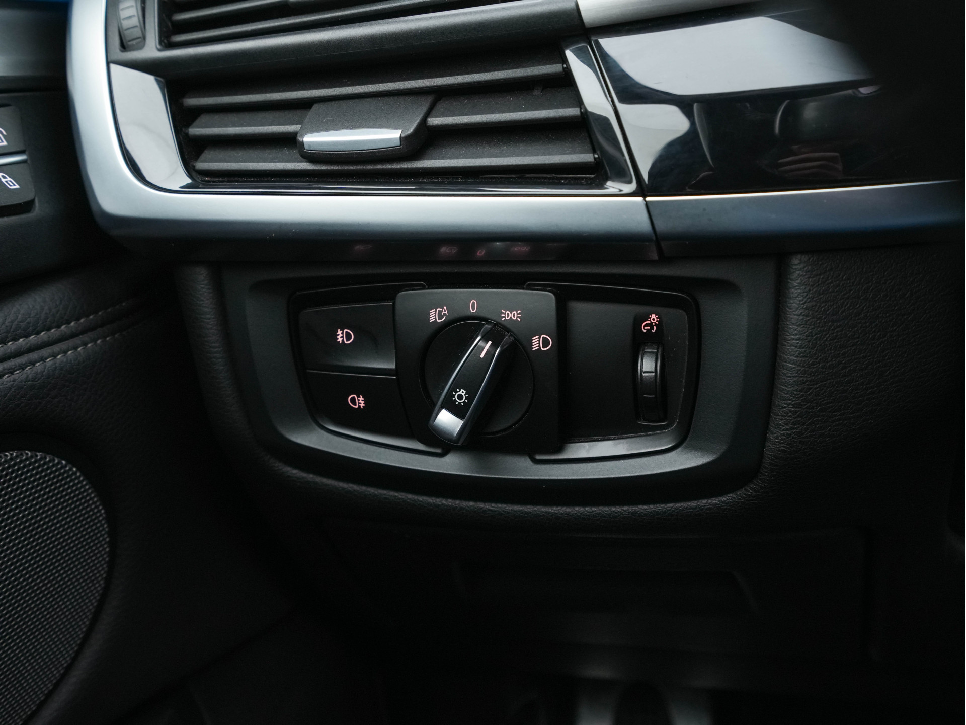 BMW X6 xDrive30d High Executive M-Sport-Pack Aut. *PANO |  FULL-LEATHER | BLIND-SPOT | FULL-LED | HARMAN/KARDON-AUDIO | ADAPTIVE-CRUISE | SHIFT-PADDLES | HEAD-UP | SURROUND-VIEW | MEMORY-PACK | NAVI-FULLMAP | KEYLESS | ECC | PDC | 20''A