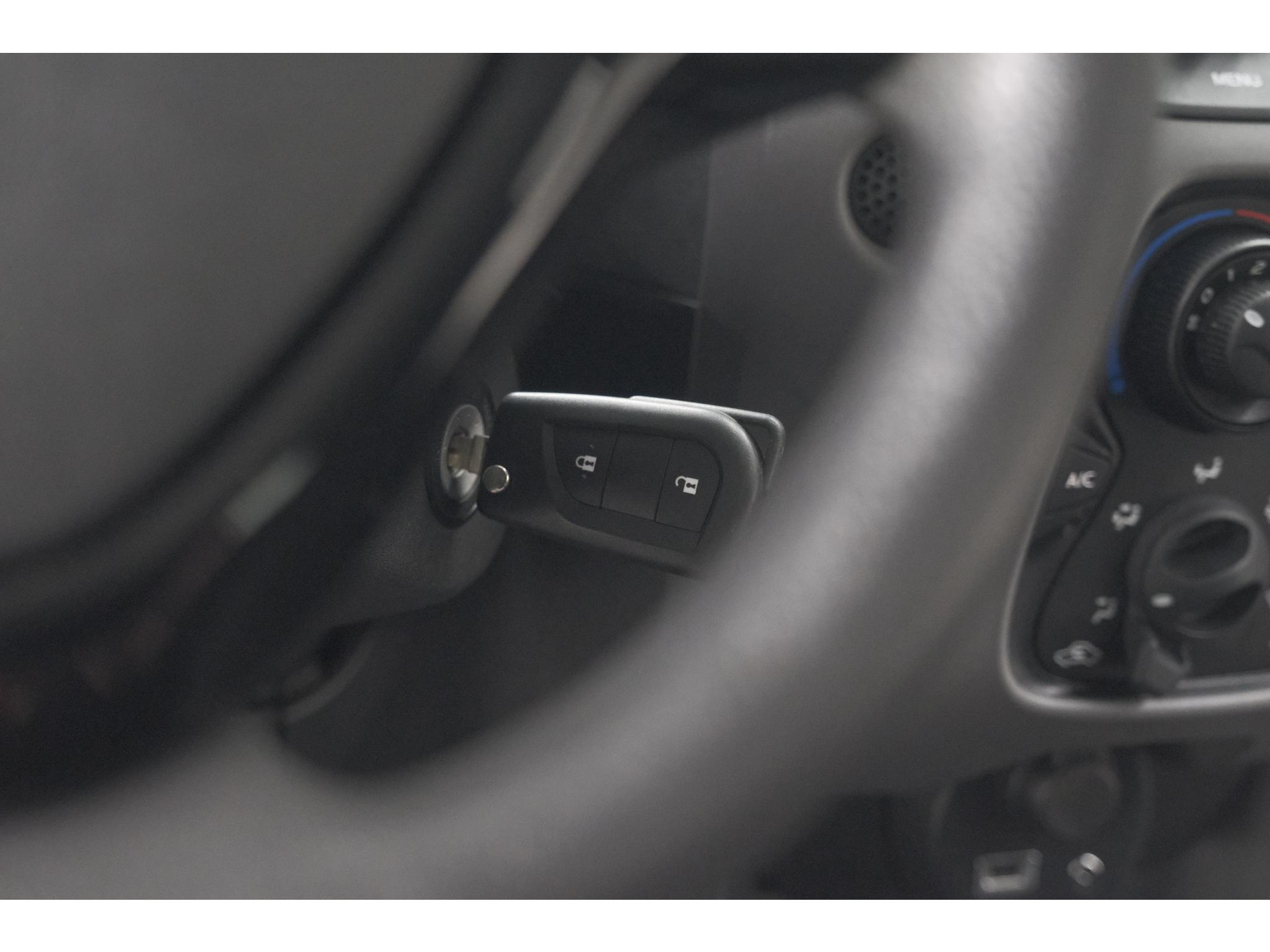 Peugeot 108 1.0 e-VTi Active | Airco | Bluetooth | Elektrische Ramen | 5 Deurs