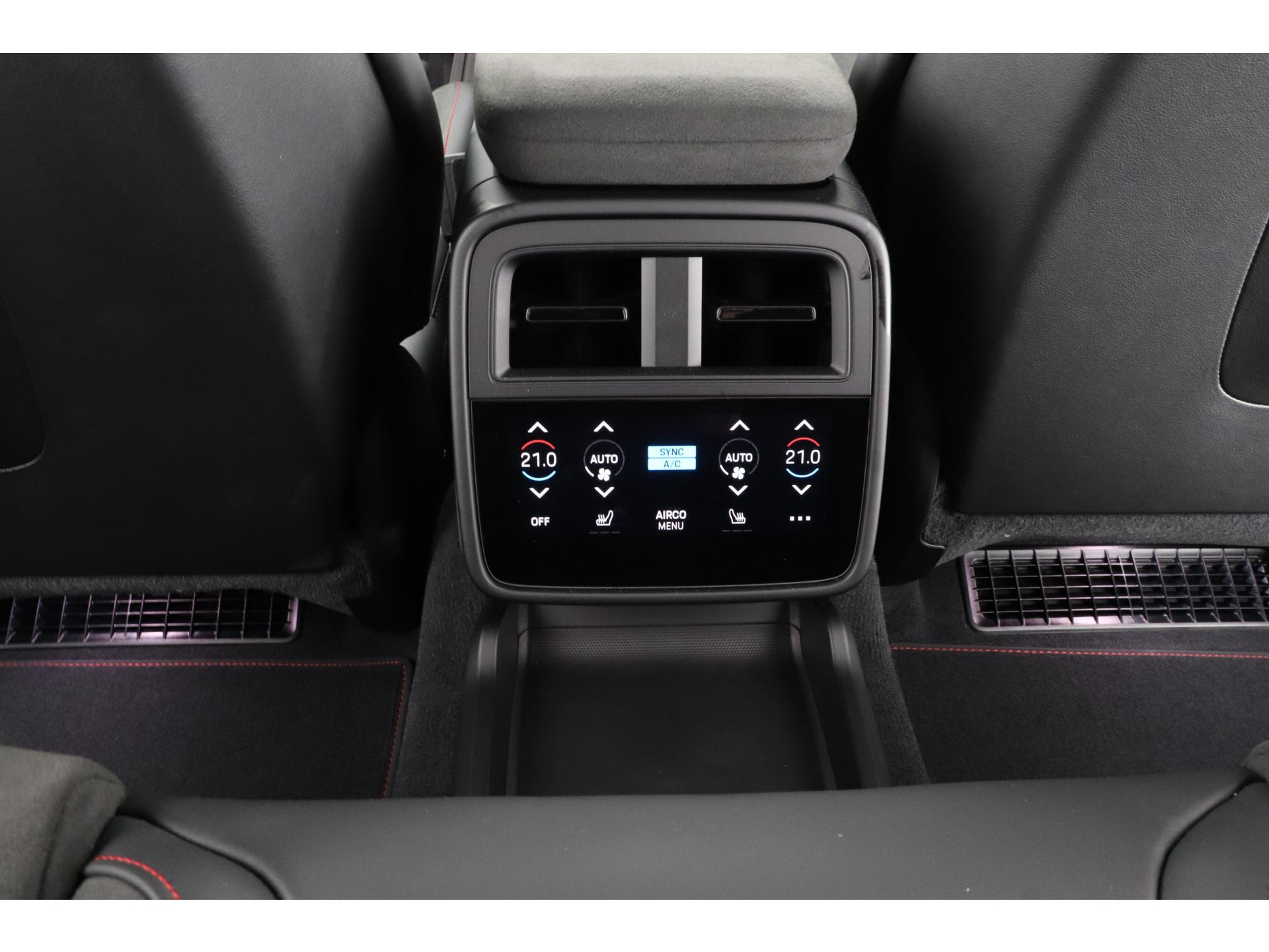 Porsche Taycan Sport Turismo GTS | 93 kWh Accu Plus | Surround View | InnoDrive | Sport Chrono Pakket | Panoramadak