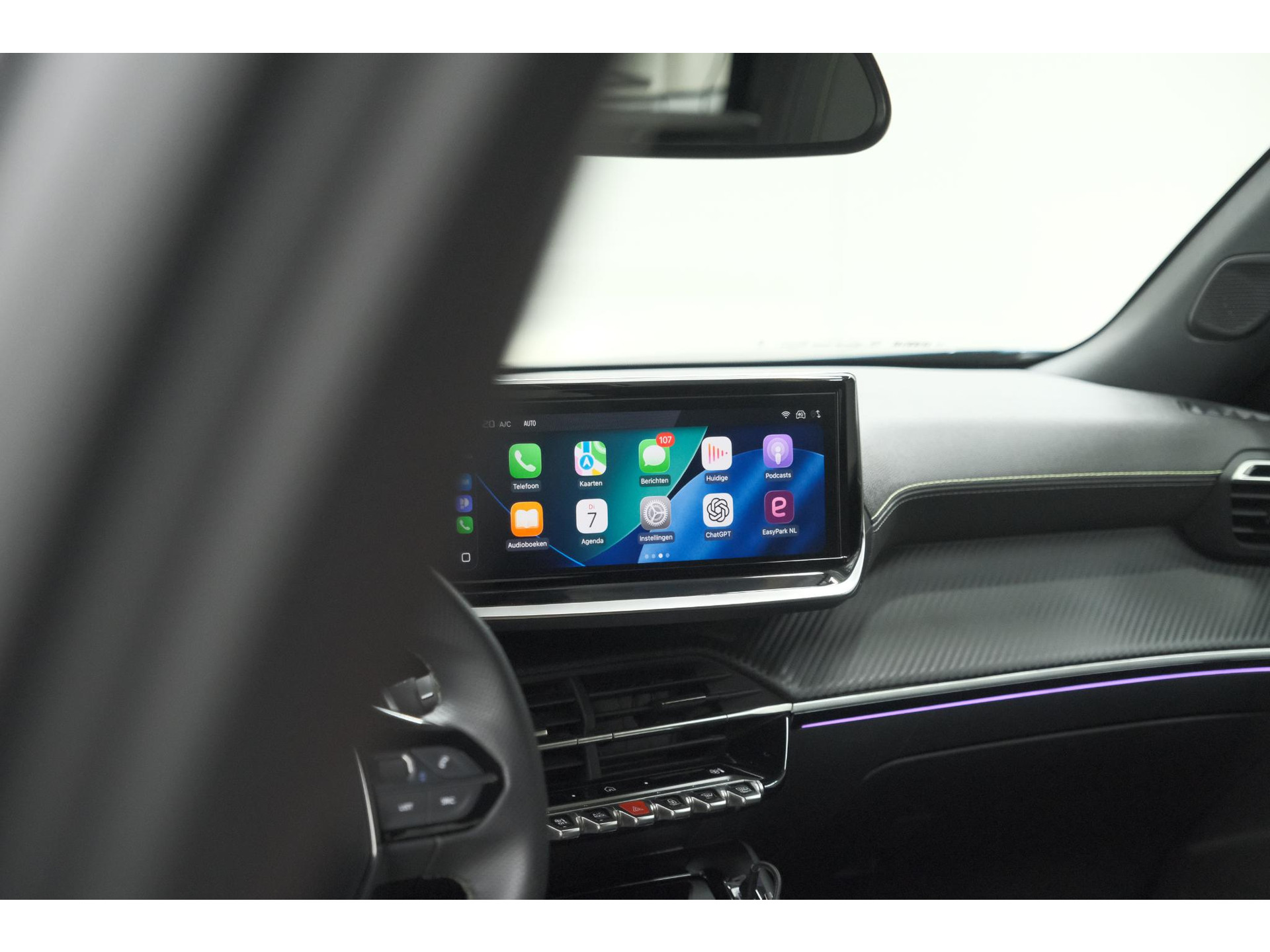 Peugeot 2008 1.2 Hybrid 145 GT | Camera | Apple Carplay | Parkeersensoren