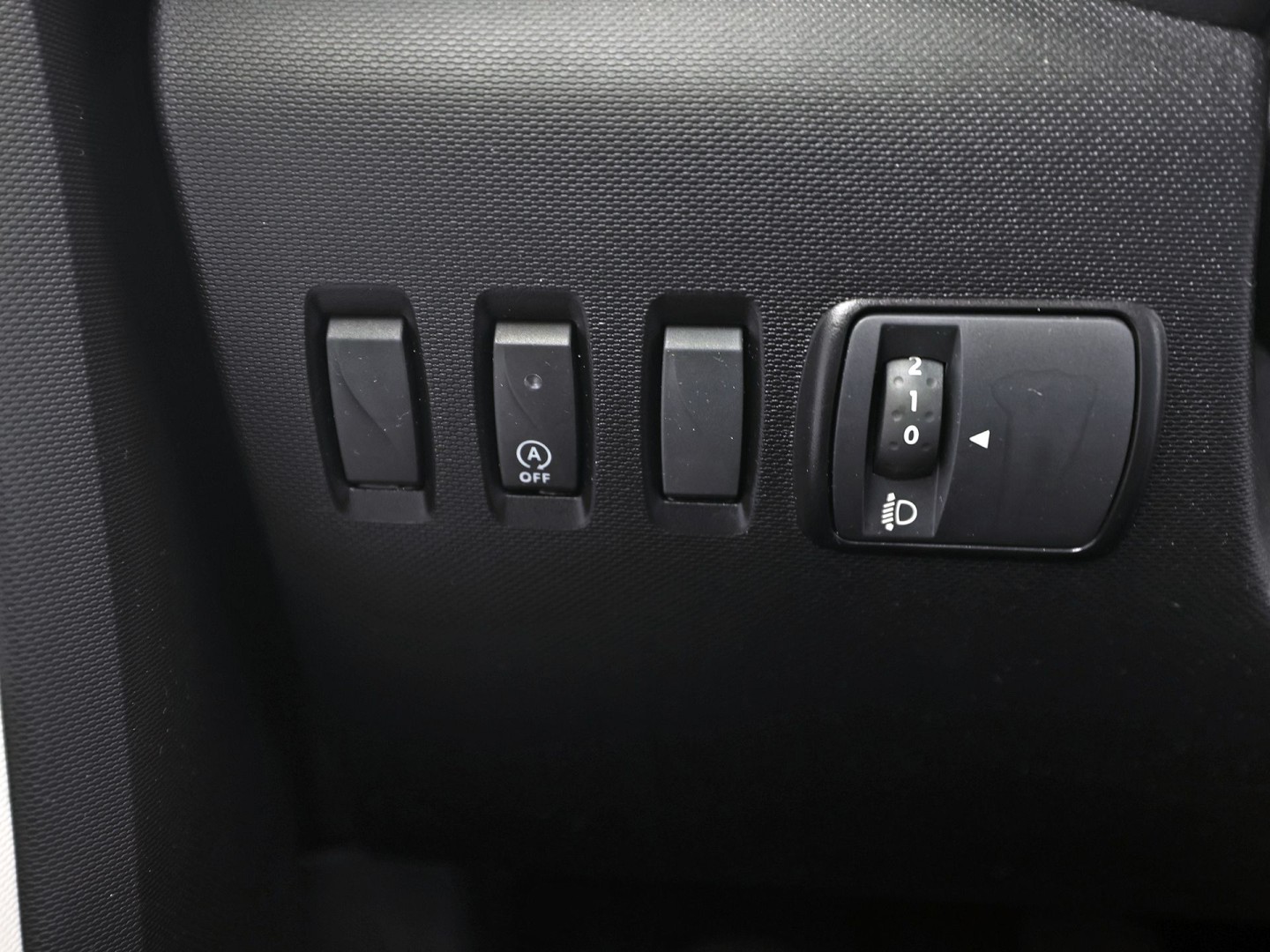 Renault Twingo 1.0 SCe Collection (AIRCO, ELEK RAMEN, CRUISE, SPORTSTOELEN, NIEUWE APK, NIEUWSTAAT)