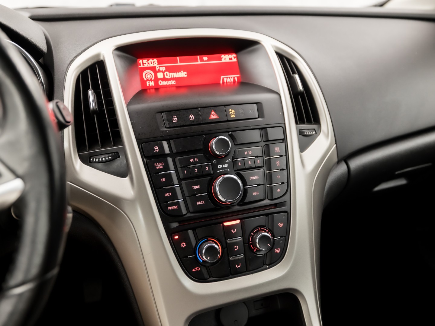 Opel Astra Sports Tourer 1.4 Turbo Sport (AIRCO, CRUISE, GETINT GLAS, SPORTSTOELEN, LM VELGEN, NIEUWE APK, NIEUWSTAAT)