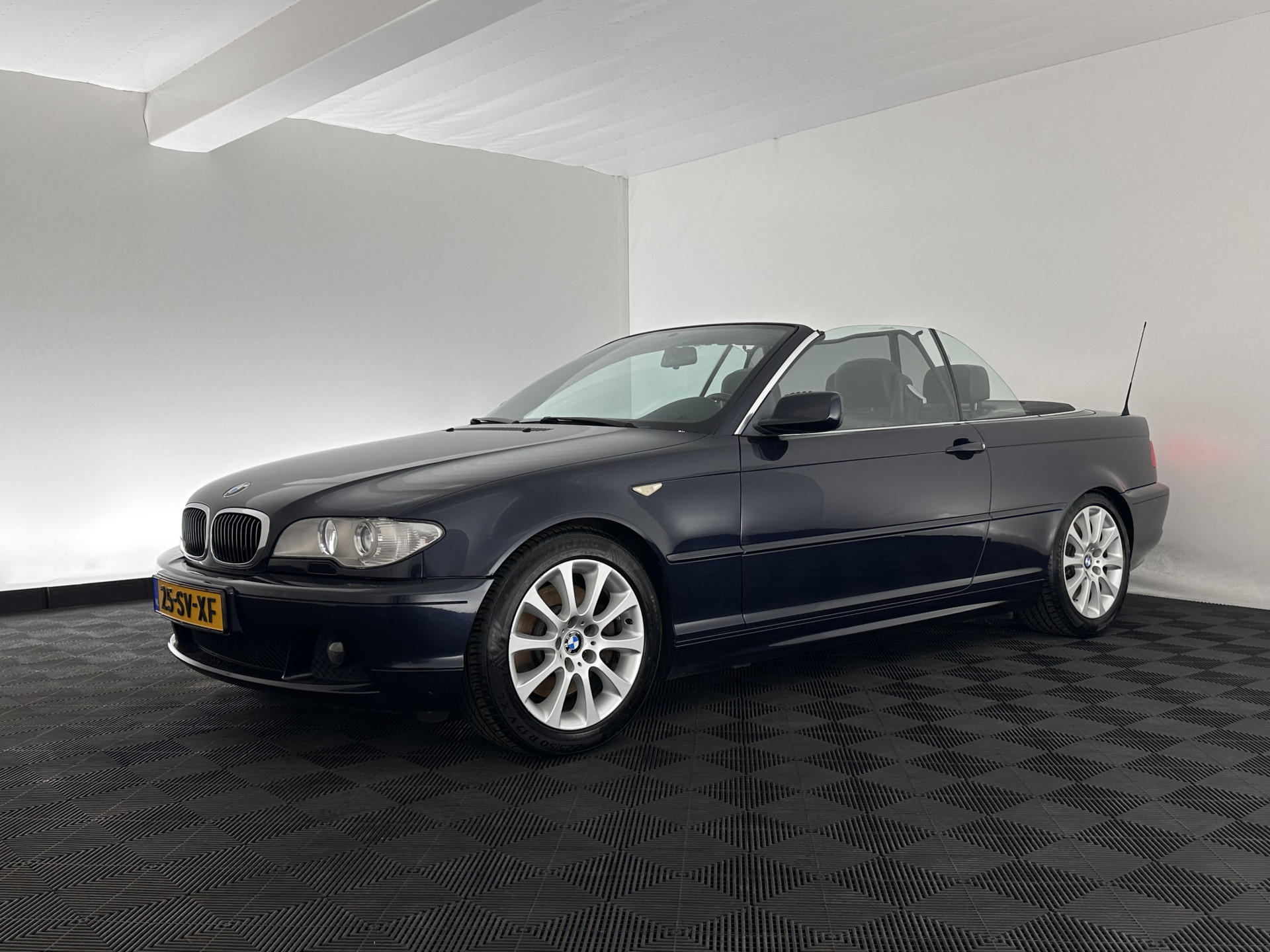 BMW 3-serie Cabrio 330Cd #car smokes excessively*LEATHER | XENON | MEMORY-PACK | SPORT-SEATS | ECC | CRUISE | 17''ALU | TOWBAR*