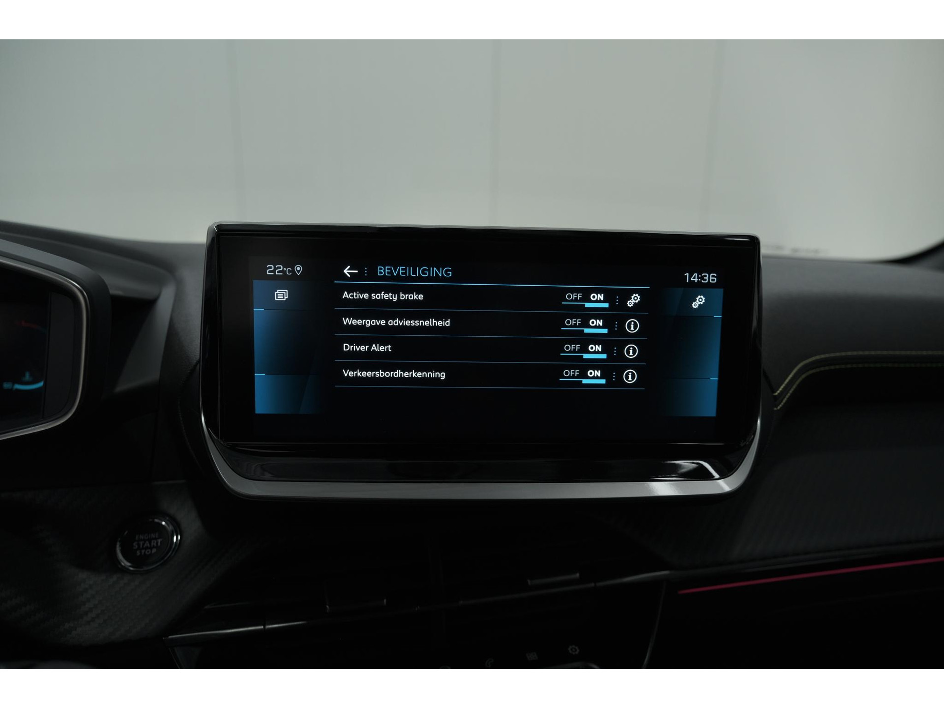 Peugeot 208 PureTech 100 GT | Camera | Navigatie | Sfeerverlichting | Apple Carplay | Parkeersensoren