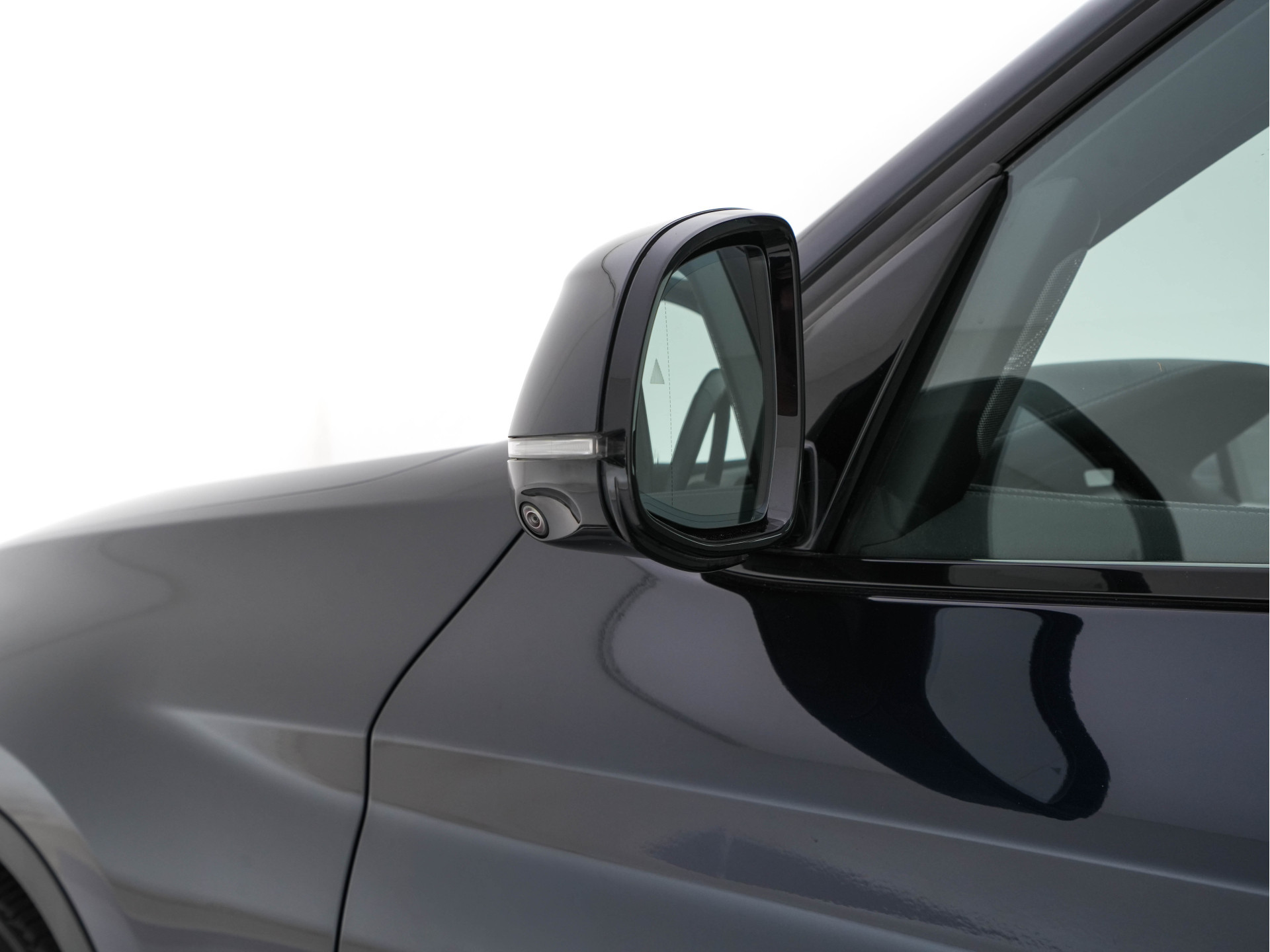 BMW iX3 High Executive 80 kWh [ 3-Fase ] {SOH-98%} (INCL-BTW) Aut. *PANO | LEATHER | HARMAN/KARDON | FULL-LED | BLINDSPOT | MEMORY-PACK | DIGI-COCKPIT | HEATED-SPORTSEATS | KEYLESS | TOPVIEW | DAB+ | NAVI-FULLMAP | HEAD-UP | ...