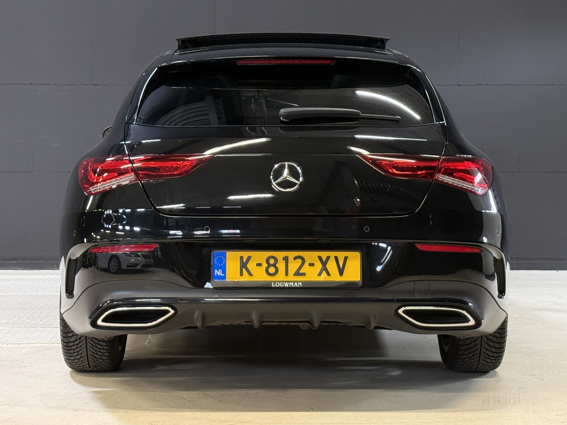 Mercedes-Benz CLA-klasse Shooting Brake 200 Business Solution AMG | Pano | Sfeerverl. | Burmester | Keyless