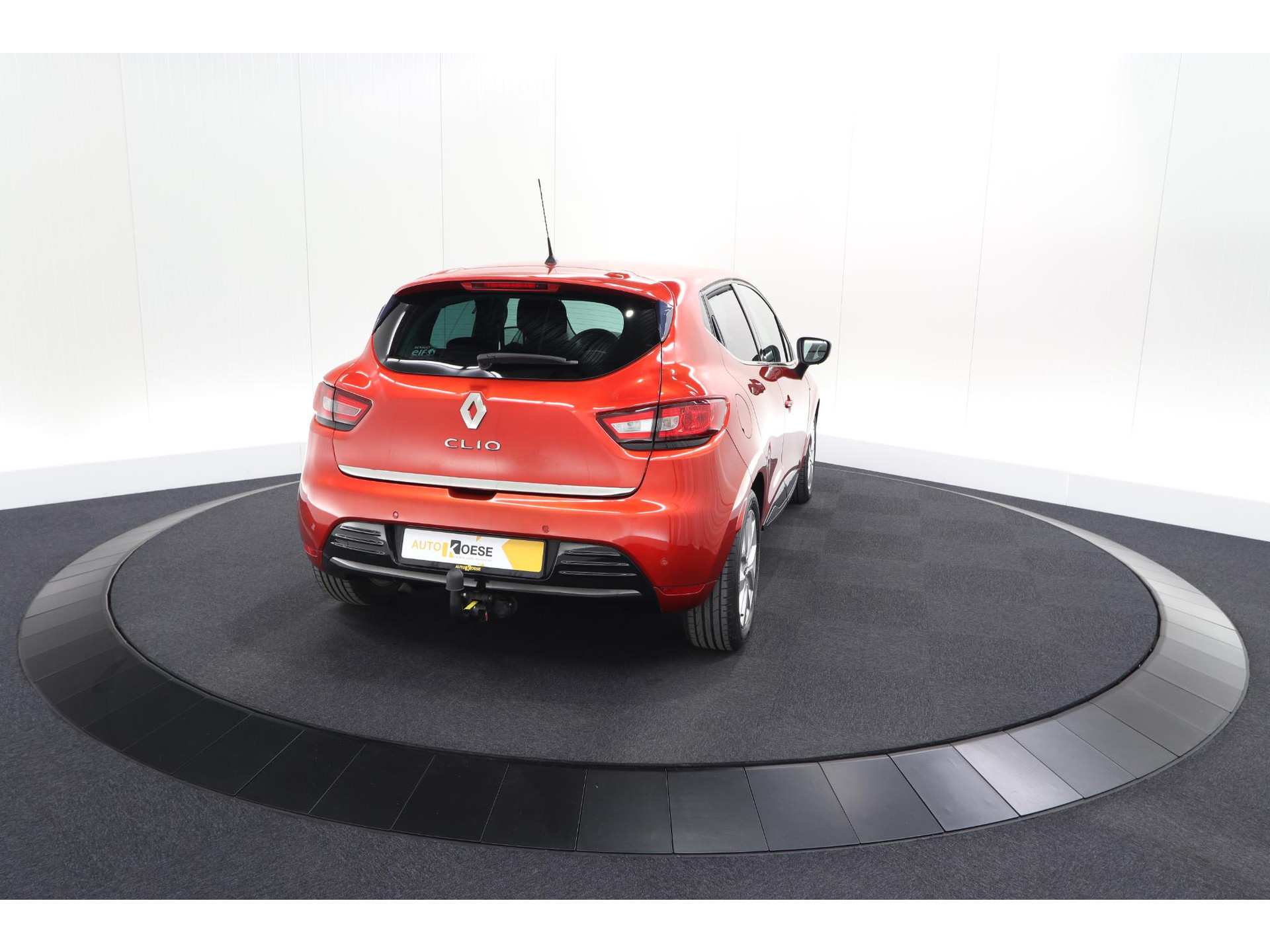 Renault Clio TCe 90 Limited | Trekhaak | Parkeersensoren | Navigatie