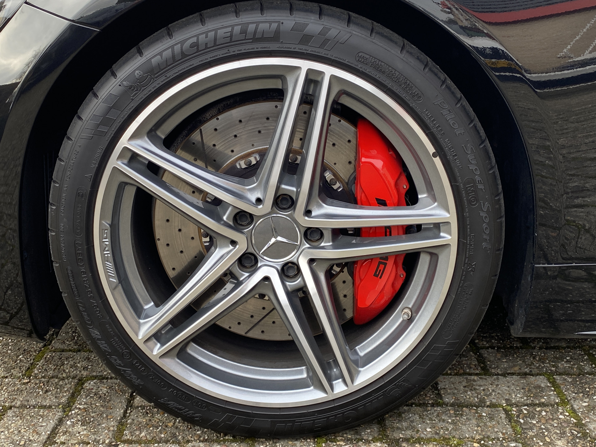 Mercedes-Benz AMG GT C Roadster 4.0 Premium V8 577 pk AUT. | dealer onderhouden | achteras besturing | memory stoel | adaptieve cruise | 360 camera