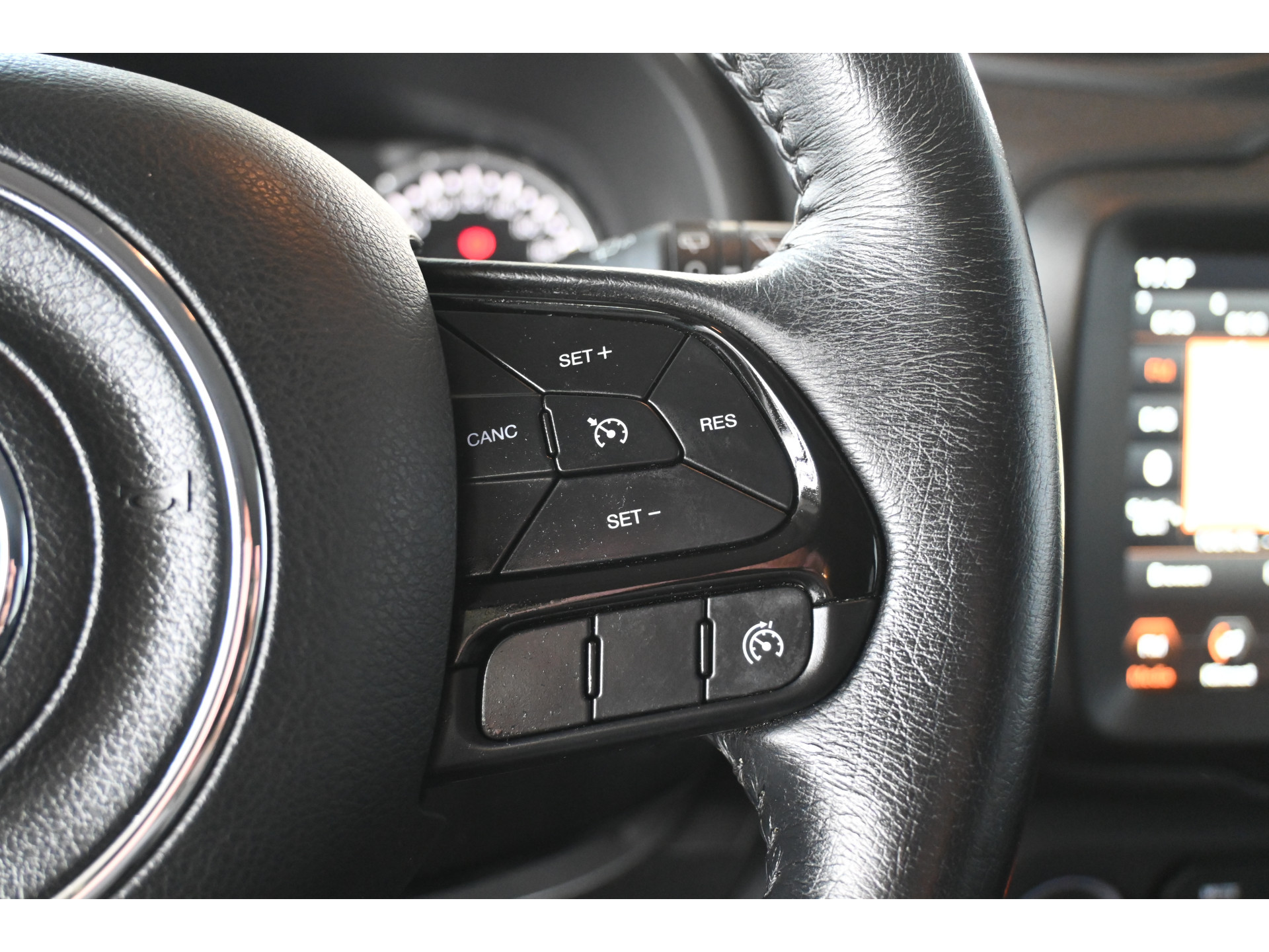 Jeep Renegade 1.0T Freedom Airco Navigatie Cruise Control Rijklaarprijs! Inruil Mogelijk!