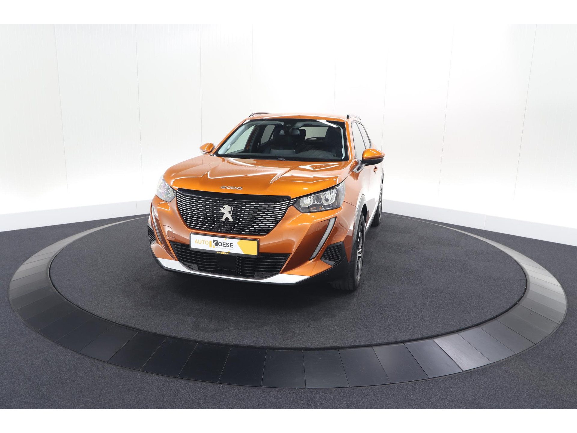 Peugeot 2008 PureTech 130 Allure Pack | Trekhaak | Adaptieve Cruise Control | Camera | Stoelverwarming