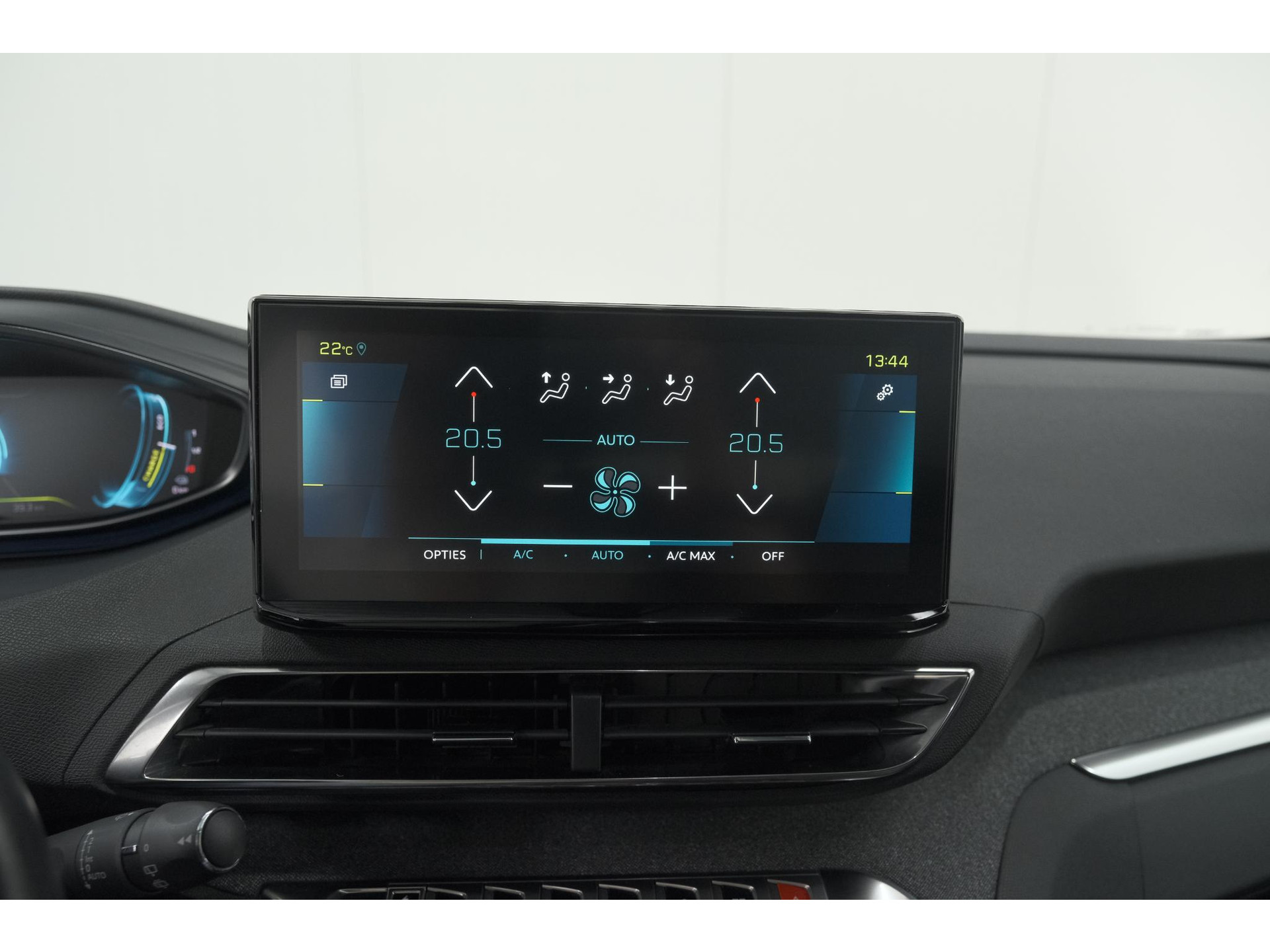 Peugeot 3008 1.6 Plug-in HYbrid 225 Allure | Camera | Dodehoekdetectie | Navigatie | Apple Carplay