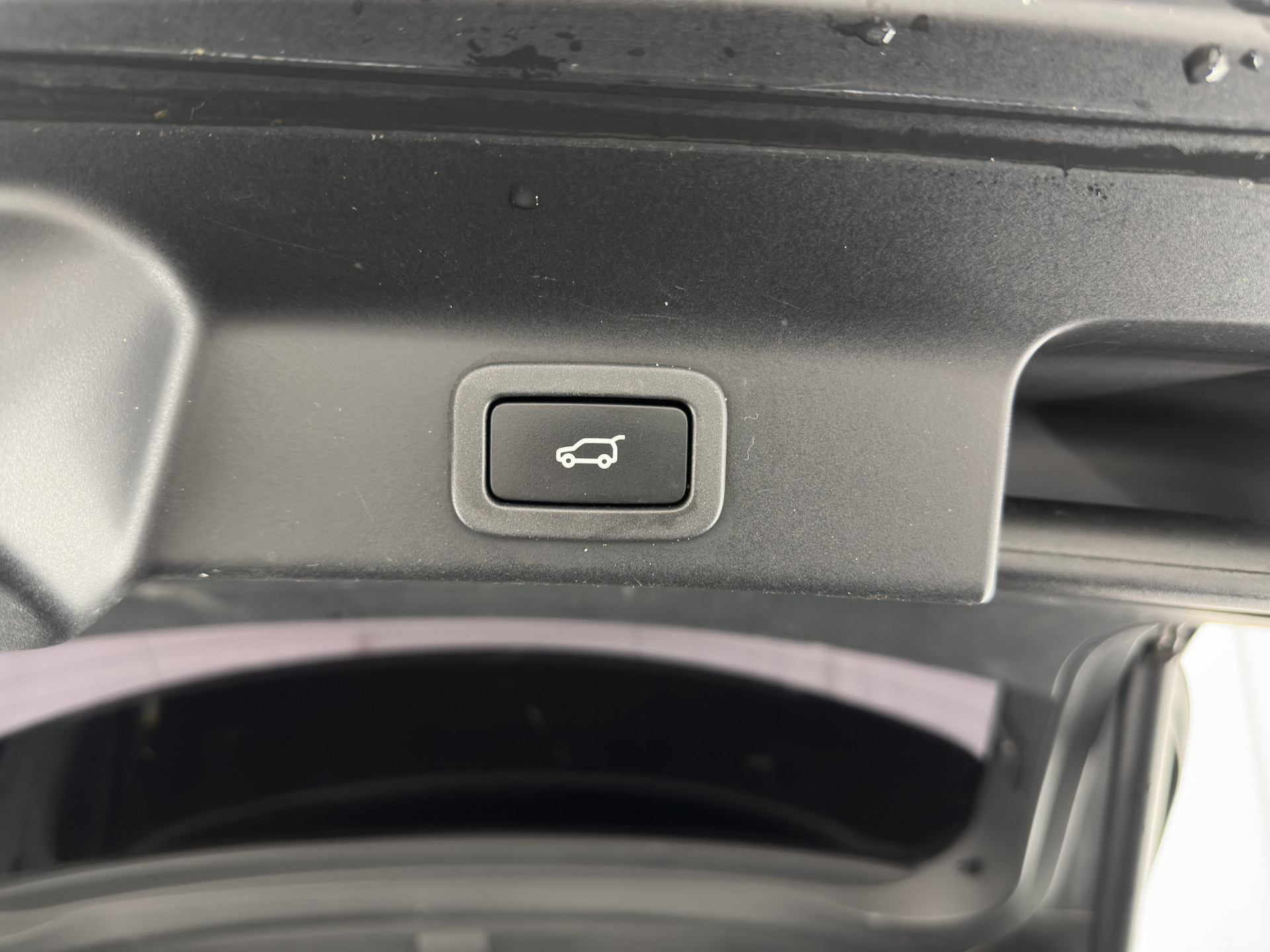 Jaguar F-PACE 2.0 Portfolio AWD 20d Aut. *PANO | DIGI-COCKPIT | XENON | LEATHER | KEYLESS | MERIDIAN-SOUND | NAVI-FULLMAP | ECC | PDC | CRUISE | 19''ALU*