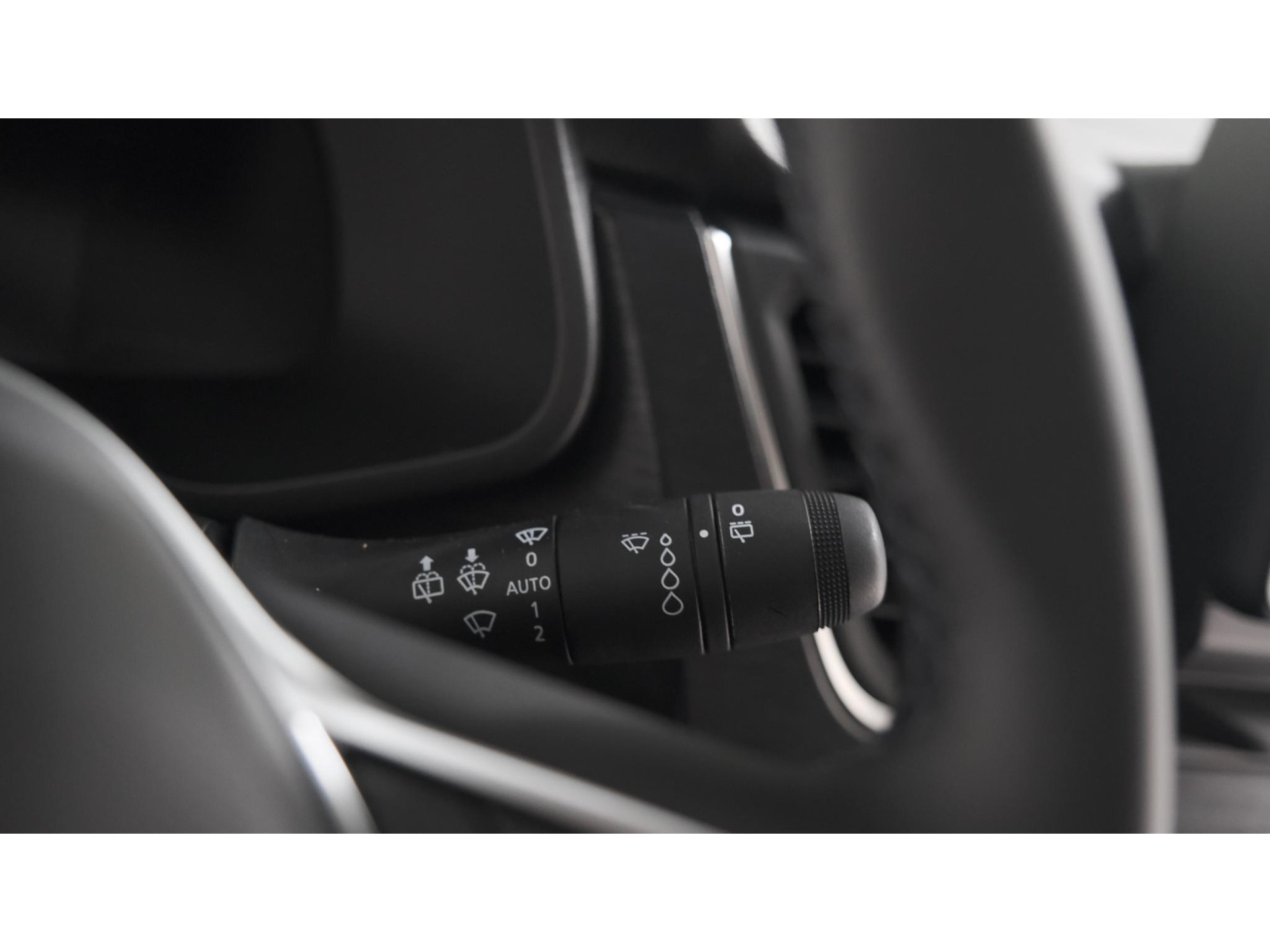 Renault Trafic 2.0 Blue dCi EDC 170 T29 L2H1 Extra DC | 6 Zitlplaatsen | Camera | Navigatie | Climate Control | Dubbele Cabine