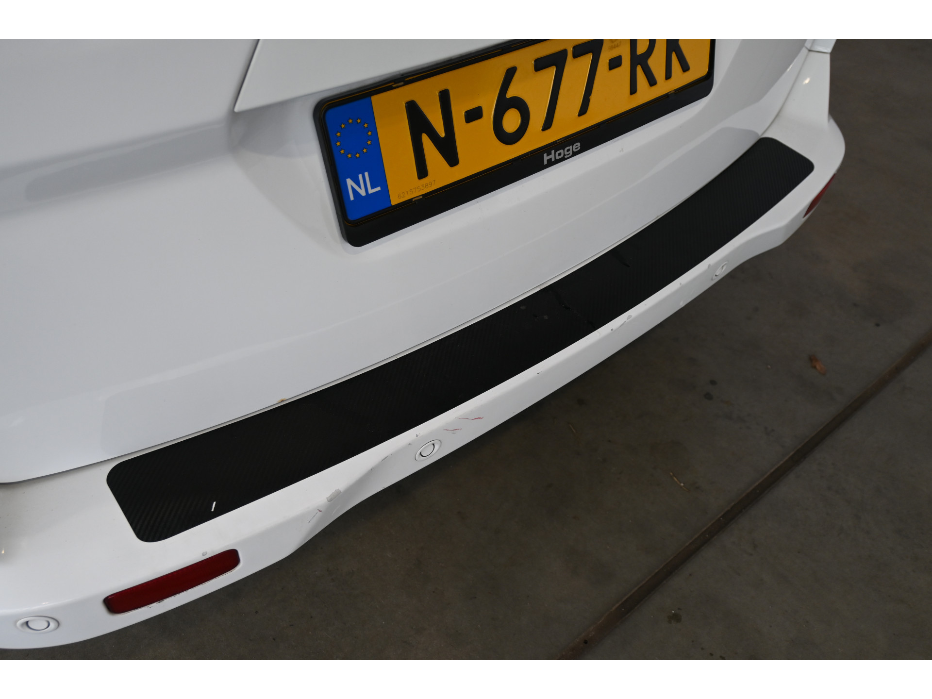 Ford Tourneo Courier 1.0 Titanium Clima Navigatie 2x Schuifdeur Stoelverwarming Cruise Control Rijklaarprijs! Inruil Mogelijk!