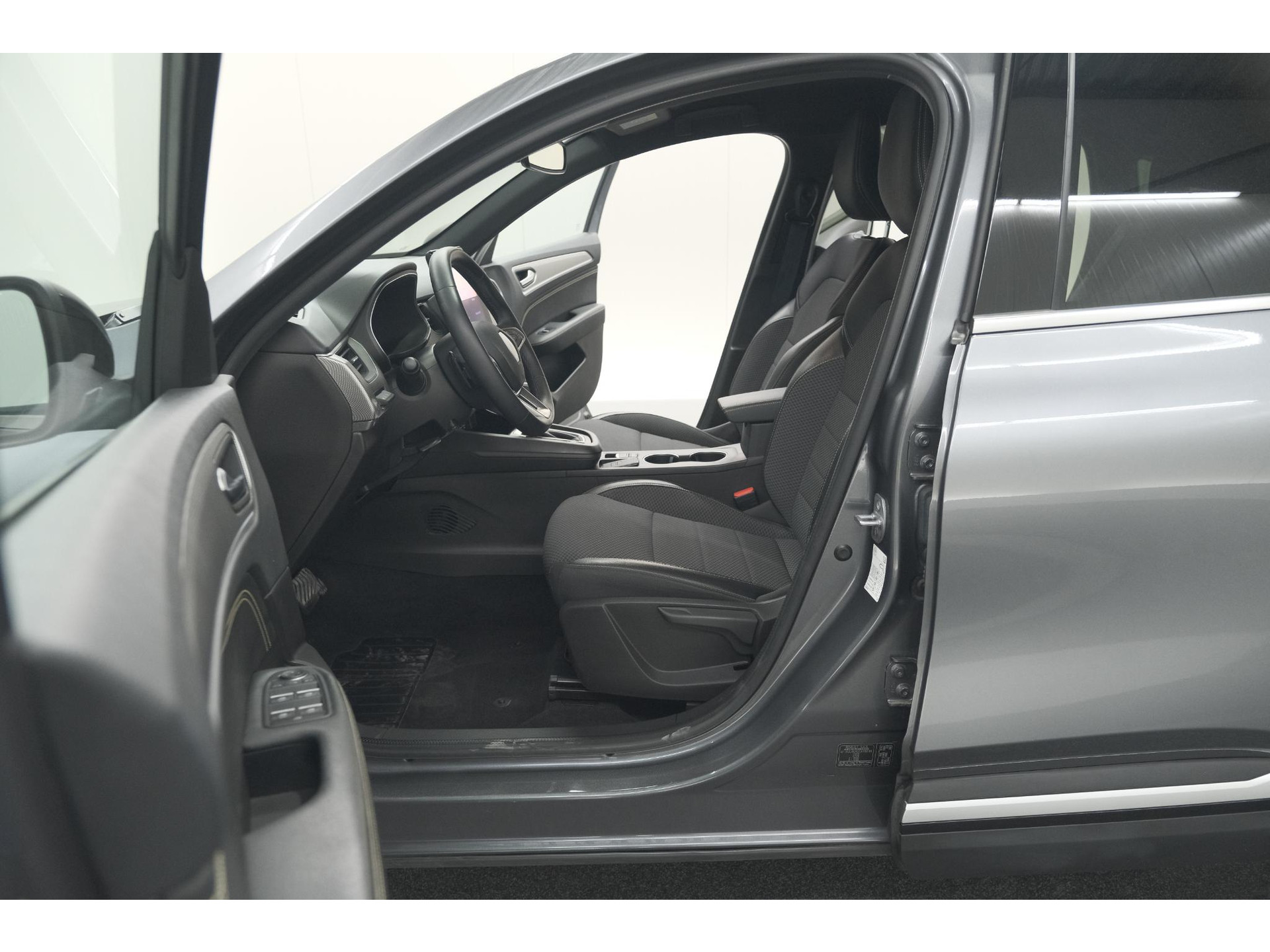 Renault Arkana Mild Hybrid 140 EDC Techno | 360 Camera | Dodehoekdetectie | Adaptieve Cruise Control