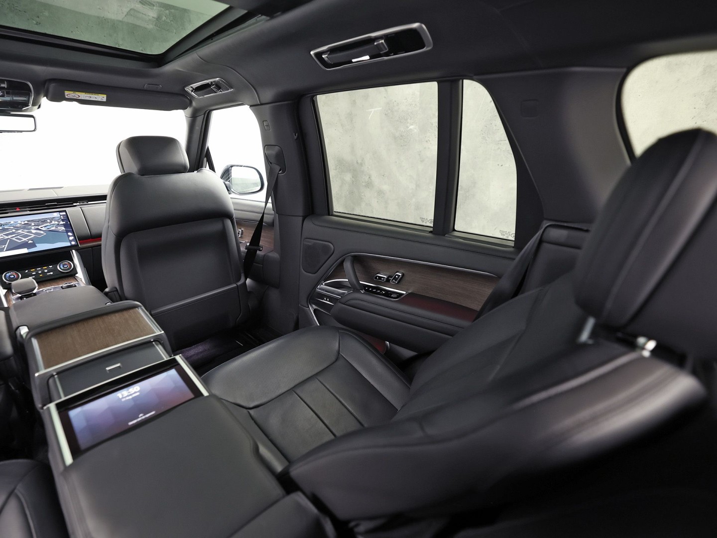 Land Rover Range Rover 3.0 P510e Autobiography PHEV Automaat 510Pk (LEDEREN HEMEL, MASSAGE, MEMORY, ACHTERASBESTURING, MERIDIAN, STOELKOELING/VERWARMING V+A, KOELKAST, 360 CAMERA, SFEERVERLICHTING, NIEUWE APK)