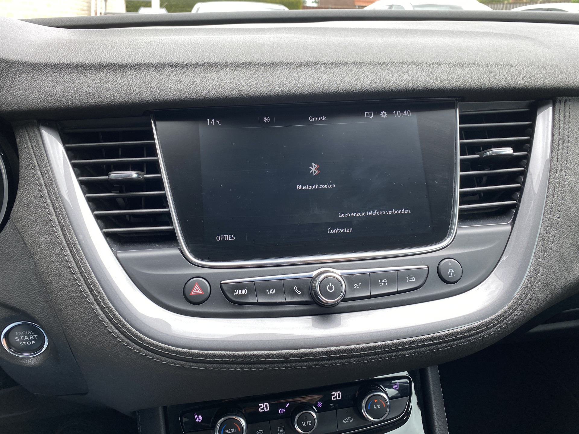 Opel Grandland X 1.2 Turbo Ultimate 130 pk AUT. | dealer onderhouden | navigatie | 360 camera | elektr. a. klep | stoel-stuurverw.