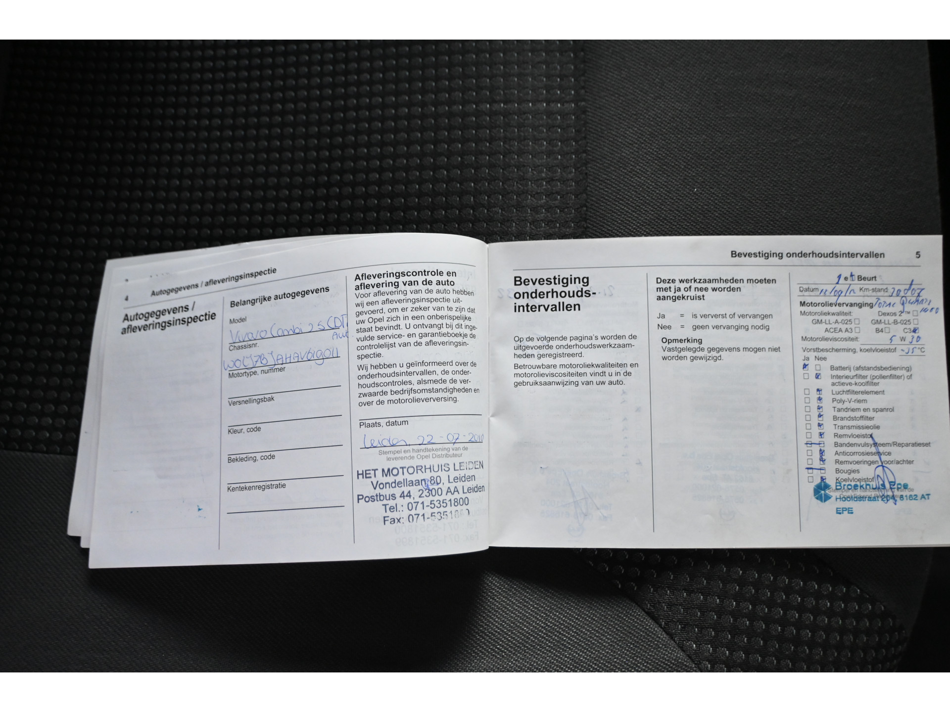 Opel Vivaro Combi 2.5 CDTI L1H1 Automaat 9 Persoons Airco Trekhaak Rijklaarprijs! Inruil Mogelijk!