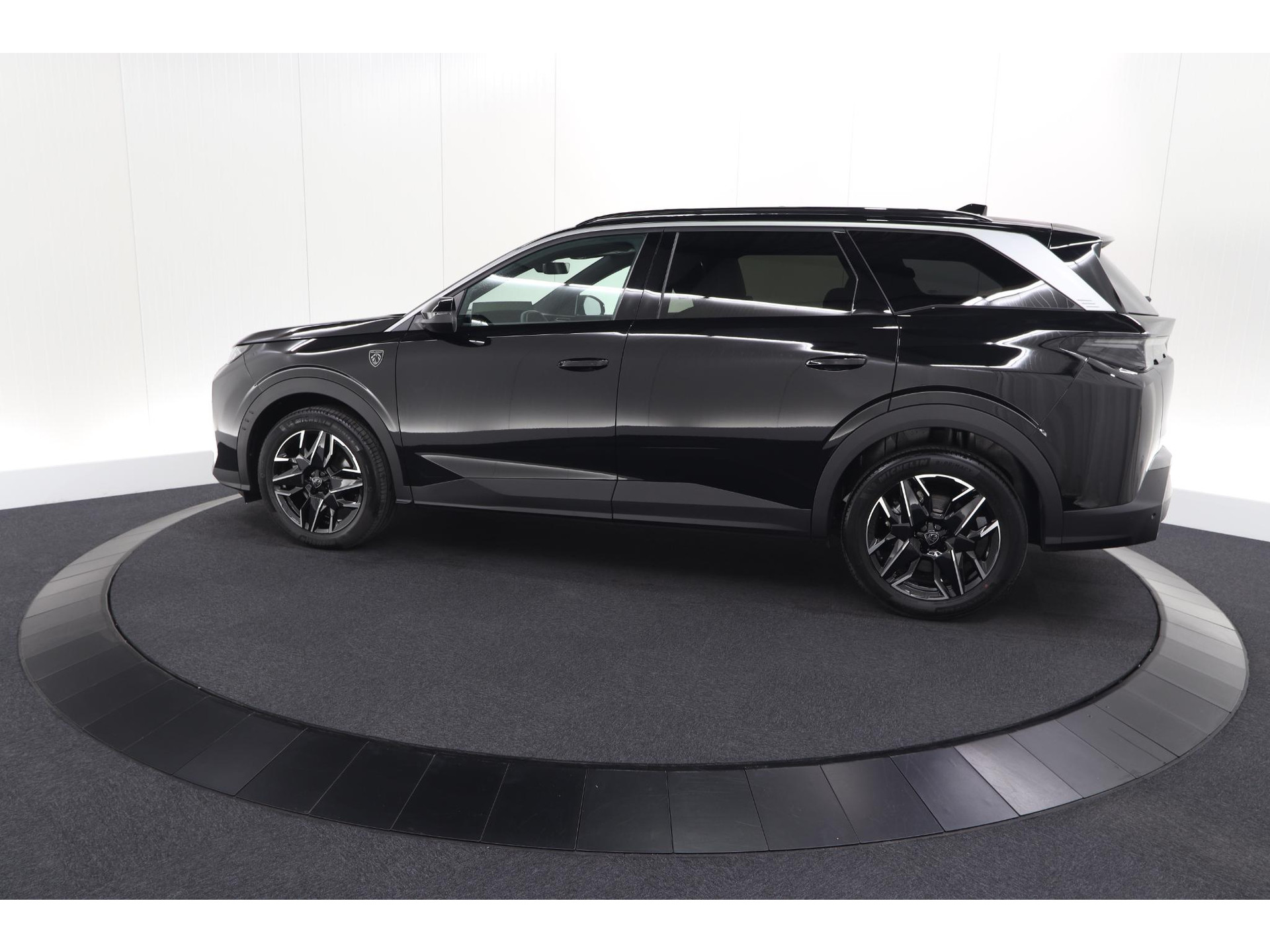 Peugeot 5008 1.2 Hybrid 136 GT 7p | Adaptieve Cruise Control | Camera | Elektrische Kofferklep | Stoelverwarming