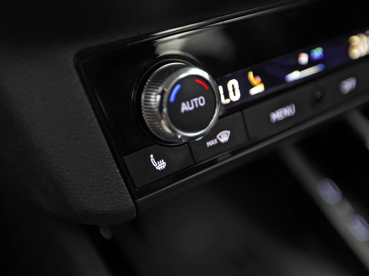 Škoda Scala 1.0 TSI Sport Automaat (GROOT NAVI, VIRTUAL COCKPIT, CLIMATE, APPLE CARPLAY, STOELVERWARMING, NIEUWE APK, NIEUWSTAAT)