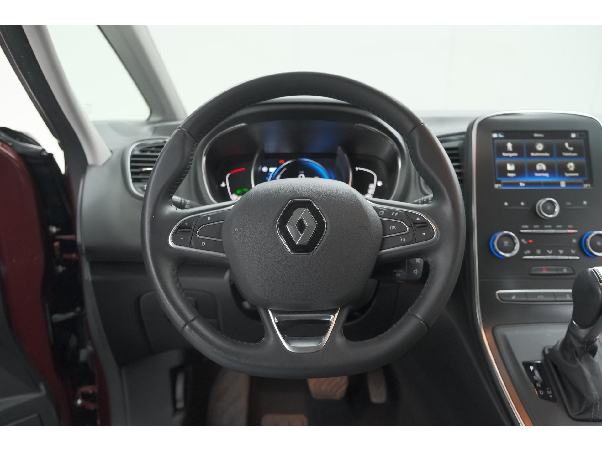 Renault Scénic TCe 140 EDC Limited | Camera | Stoelverwarming | Navigatie | Apple Carplay