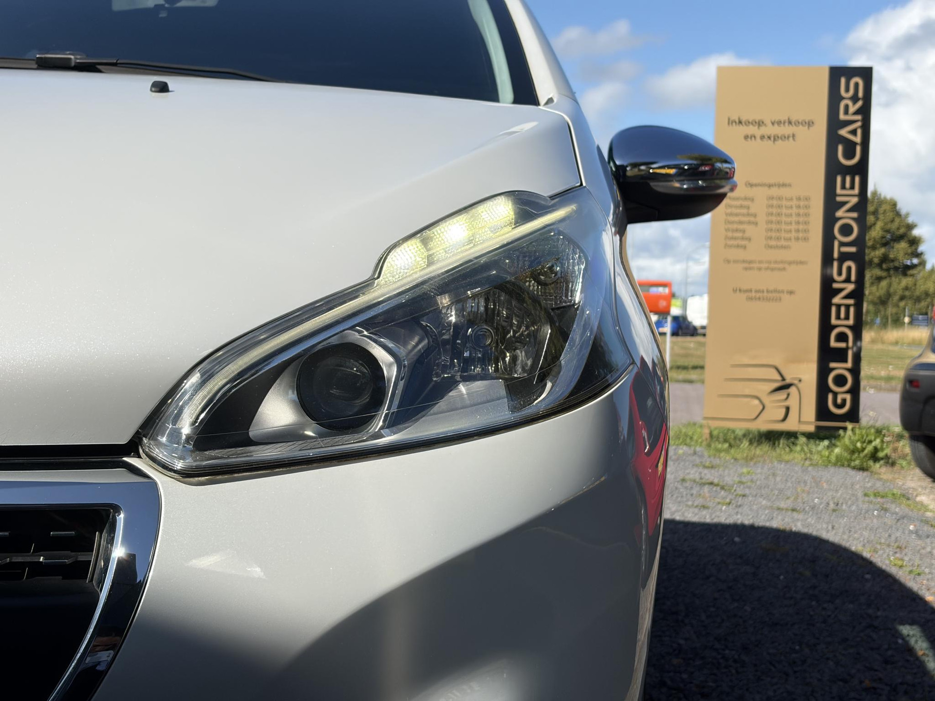 Peugeot 208 1.2 PureTech Urban Soul ✓2e Eigenaar✓Navi✓Airco✓Cruise✓Pdc✓5 Deurs✓N.A.P✓Zeer Zuinig✓Apk tot 01-2027