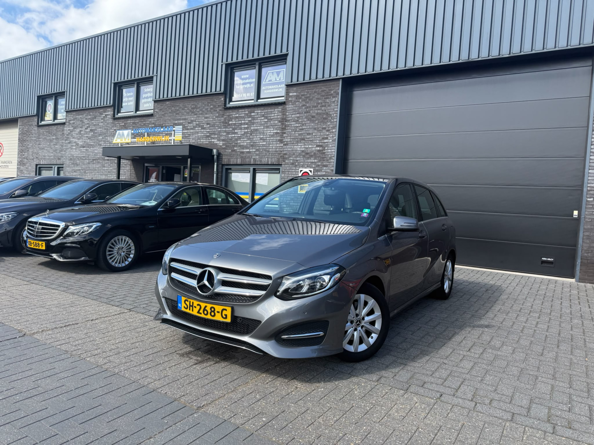 Mercedes-Benz B-klasse 180 Ambition | 1E EIGENAAR | 3/6/12MND GARANTIE | NAVI | LED | AICRO | CRUISE | TREKHAAK |