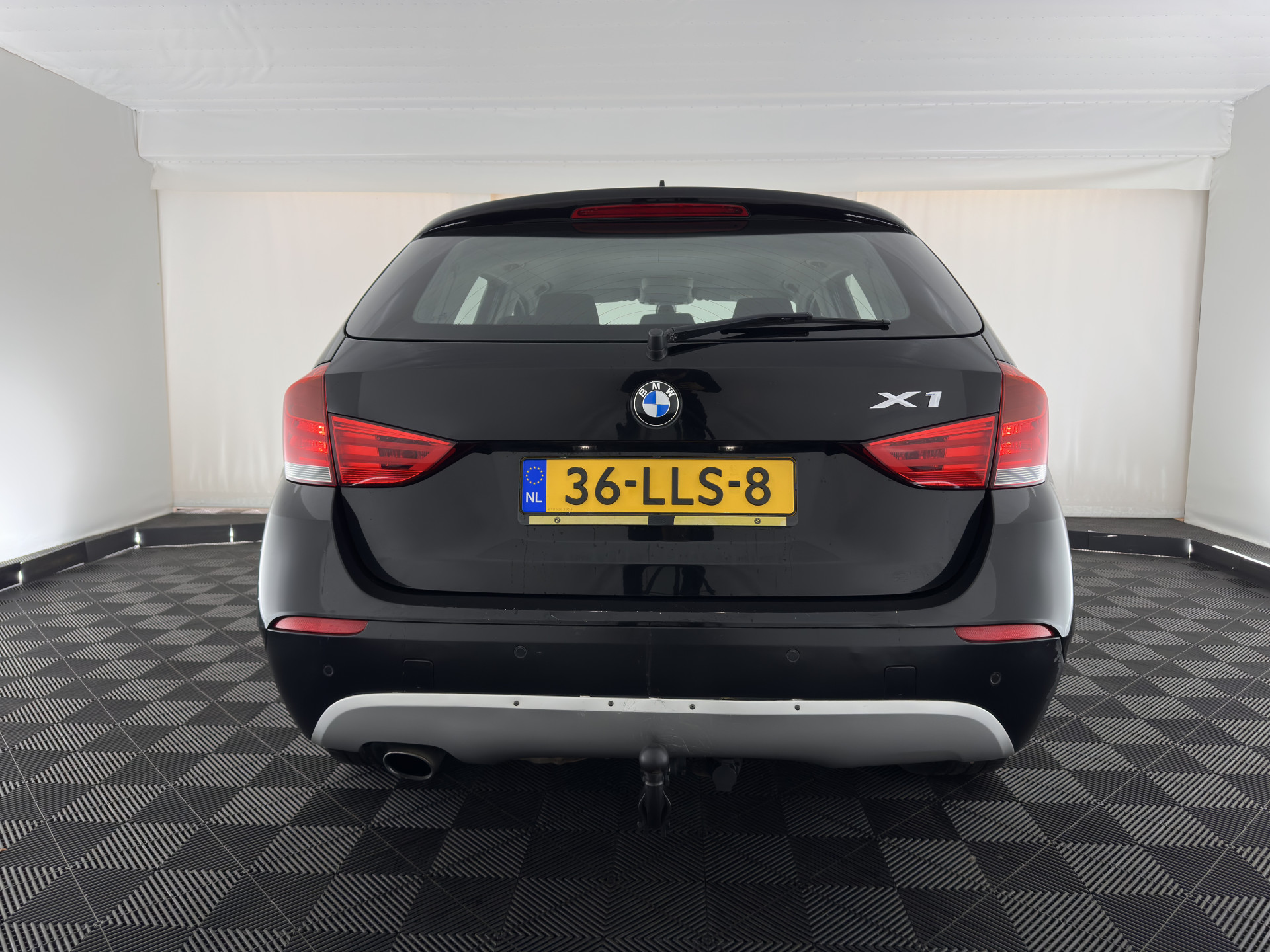 BMW X1 sDrive18i X-Line Executive *NAVI-FULLMAP | COMFORT-SEATS | ECC | PDC | CRUISE | TOWBAR | 18''ALU*