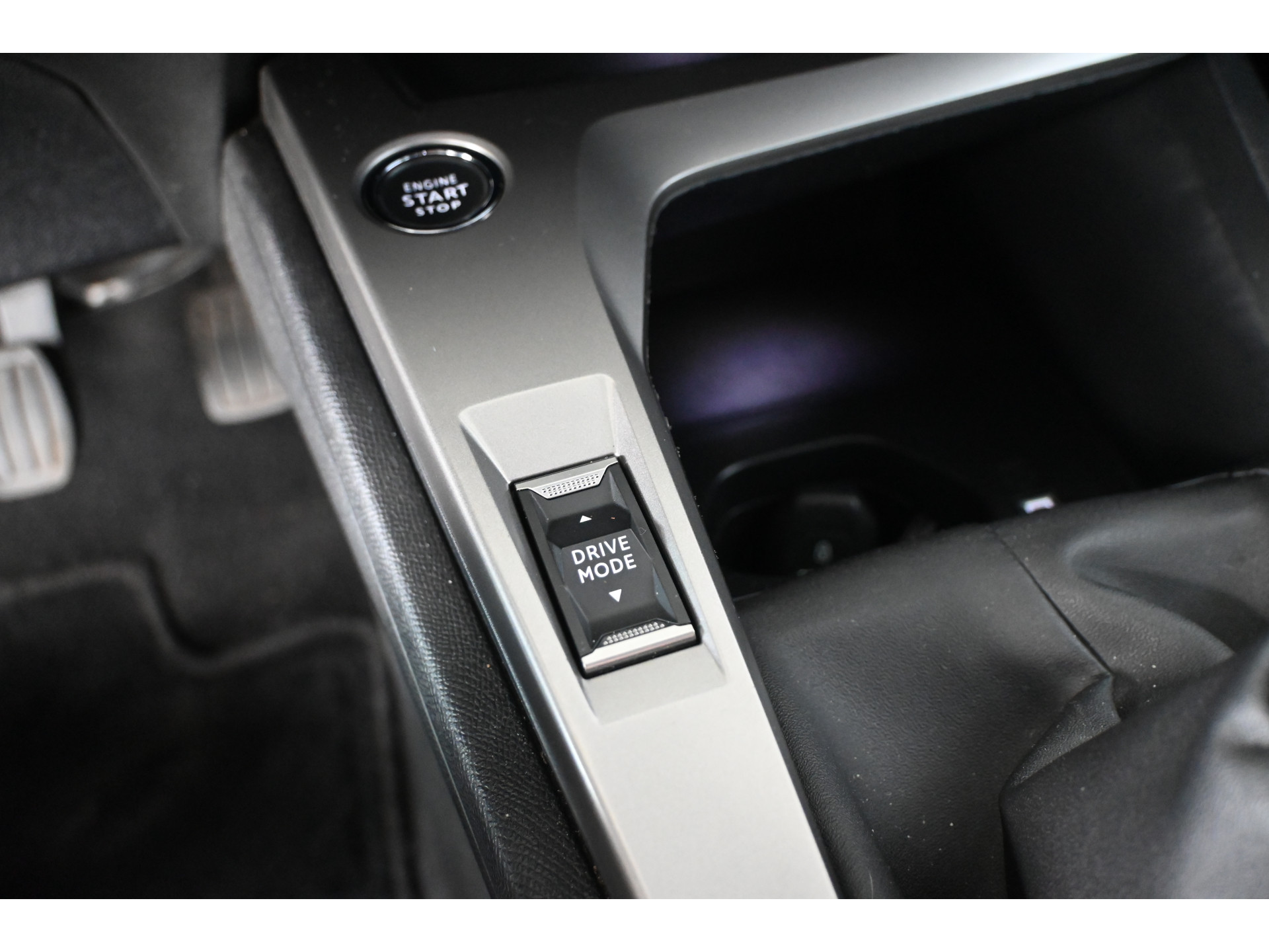 Peugeot 308 SW 1.5 BlueHDi Active Pack Business Clima Virtual Carplay Trekhaak Rijklaarprijs! Inruil Mogelijk!