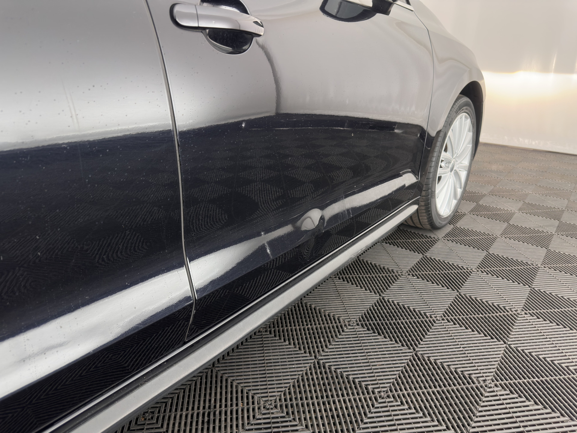 Volkswagen Jetta 1.4 TSI Hybrid Highline Aut. *XENON | NAVI-FULLMAP | COMFORT-SEATS | PRIVACY-GLASS | SHIFT-PADDLES |  ECC | PDC | CRUISE | 17''ALU*