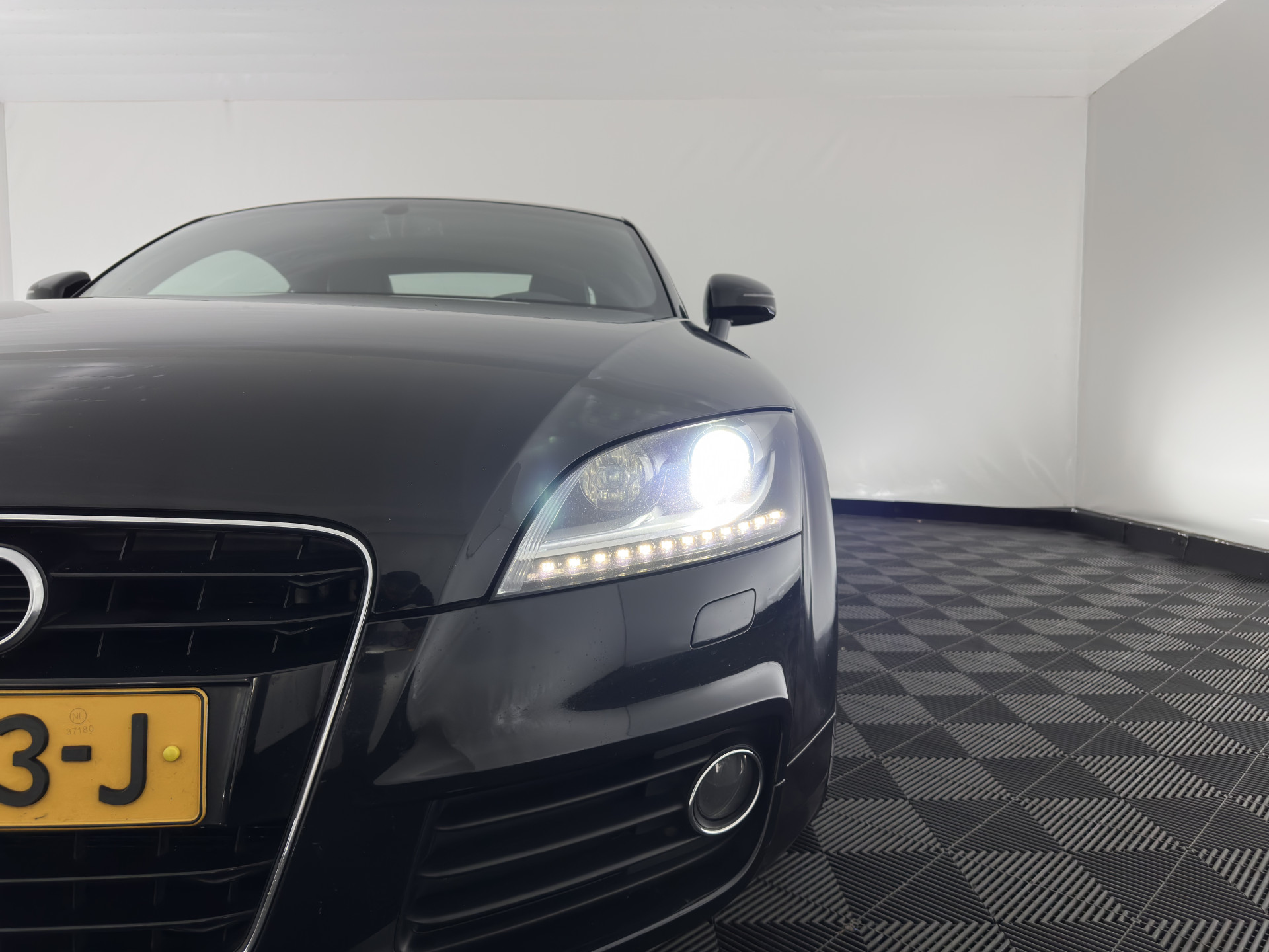 Audi TT 2.0 TDI S-Line Quattro Aut.* LEATHER | XENON | NAVI-FULLMAP | HEATED-SPORTSEATS | CRUISE | PDC | 18"ALU*