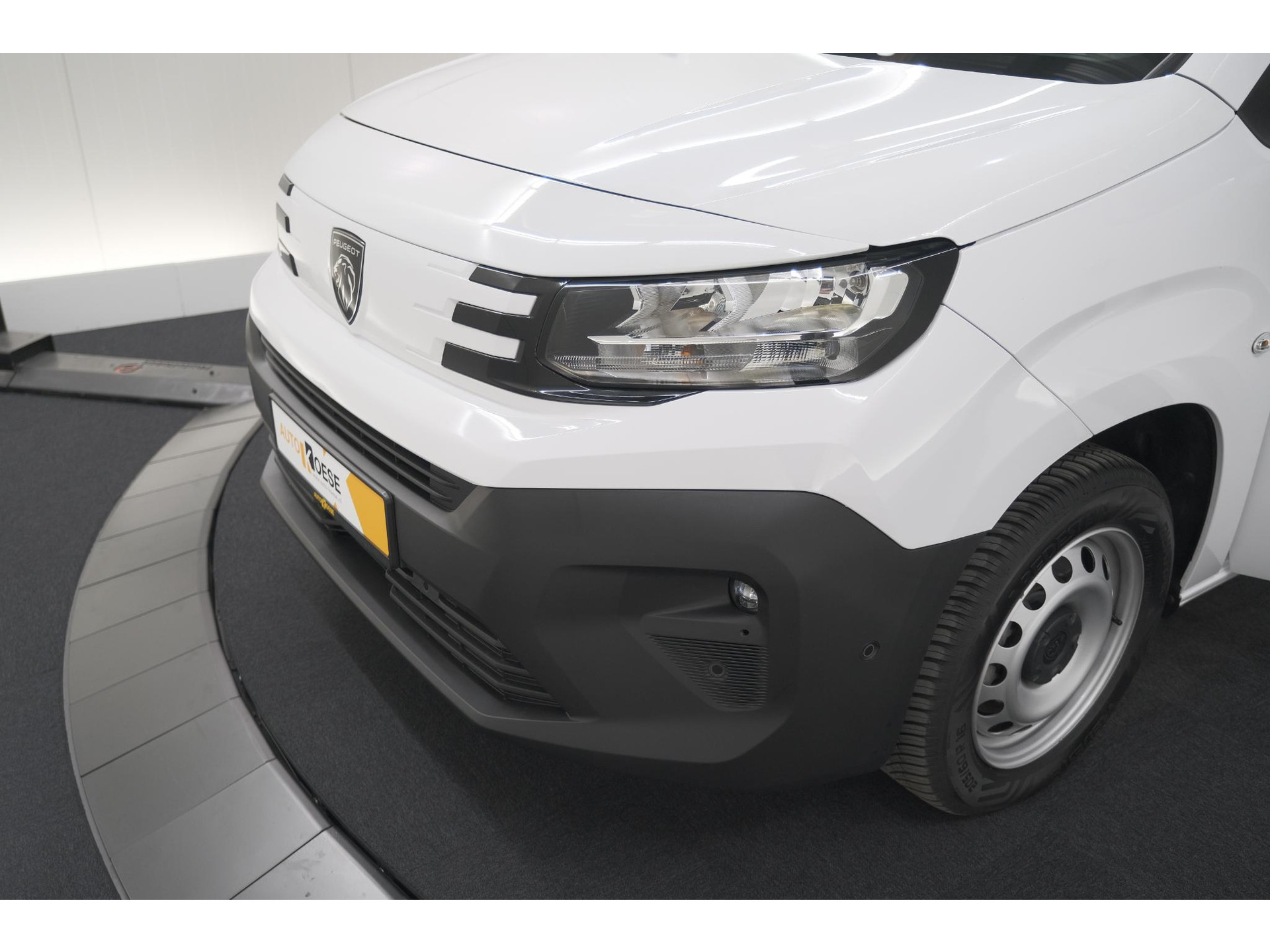 Peugeot Partner 1.5 BlueHDi 130 EAT8 S&S L2 | Trekhaak | Camera | Betimmering Laadruimte