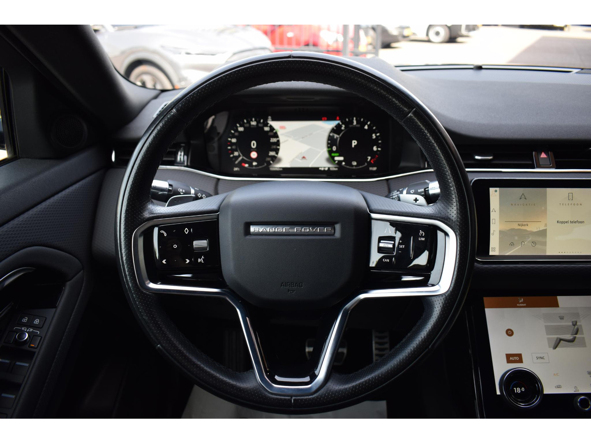 Land Rover Range Rover Evoque 1.5 P300e AWD SE | R-Dynamic | Trekhaak | Leer | Camera