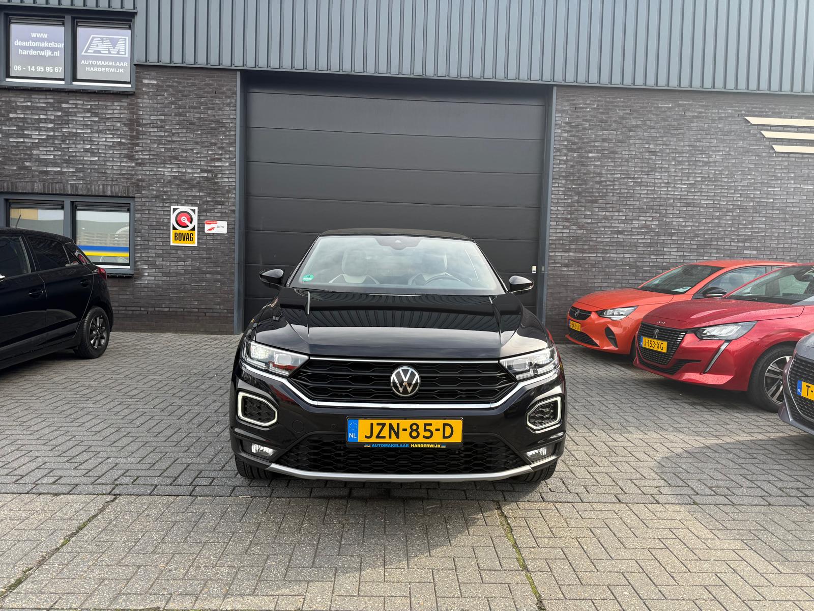 Volkswagen T-Roc Cabrio 1.5 TSI Style | 2E EIGENAAR | 3/6/12 MND GARANTIE | AUTOMAAT | DIGITAL DASH | ACC | LED | CARPLAY | DAB | STOEL/STUUR VERW. |