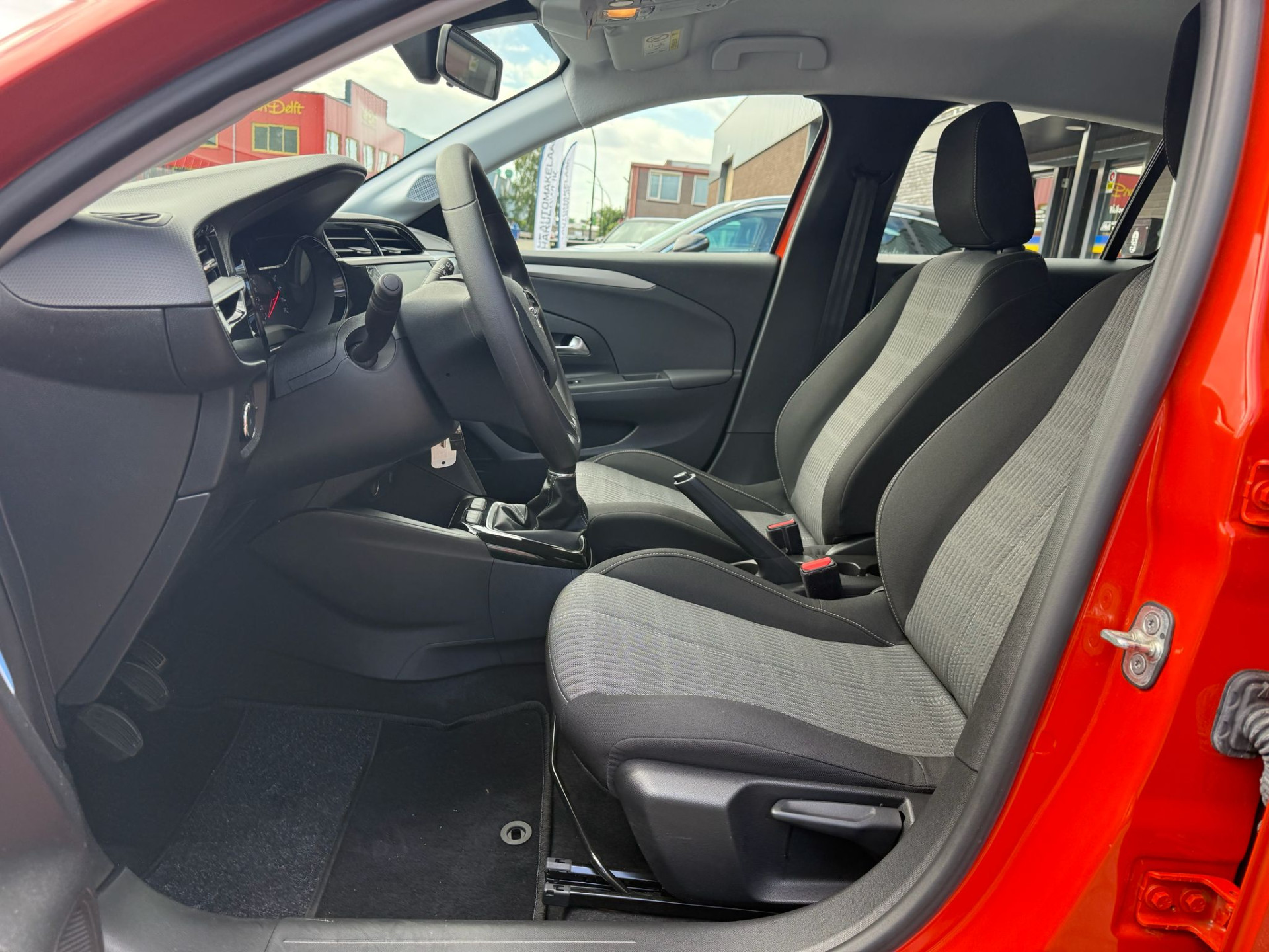Opel Corsa 1.2 | 1E EIGENAAR | 3/6/12MND GARANTIE | DAB | CRUISE | LANE | PDC | CARPLAY | AIRCO |