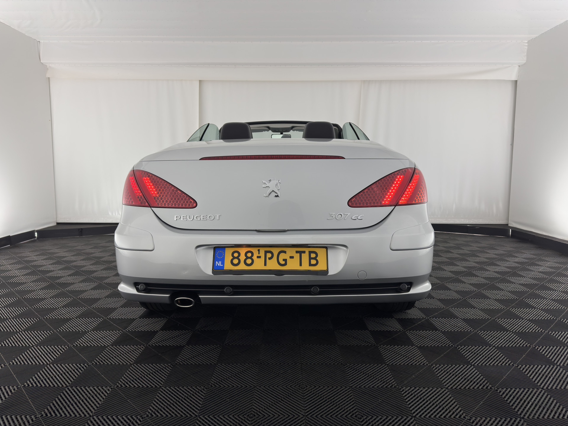 Peugeot 307 CC 1.6-16V *LEATHER | NAVI-FULLMAP | HEATED-SPORTSEATS | ECC | PDC | CRUISE | 16''ALU*