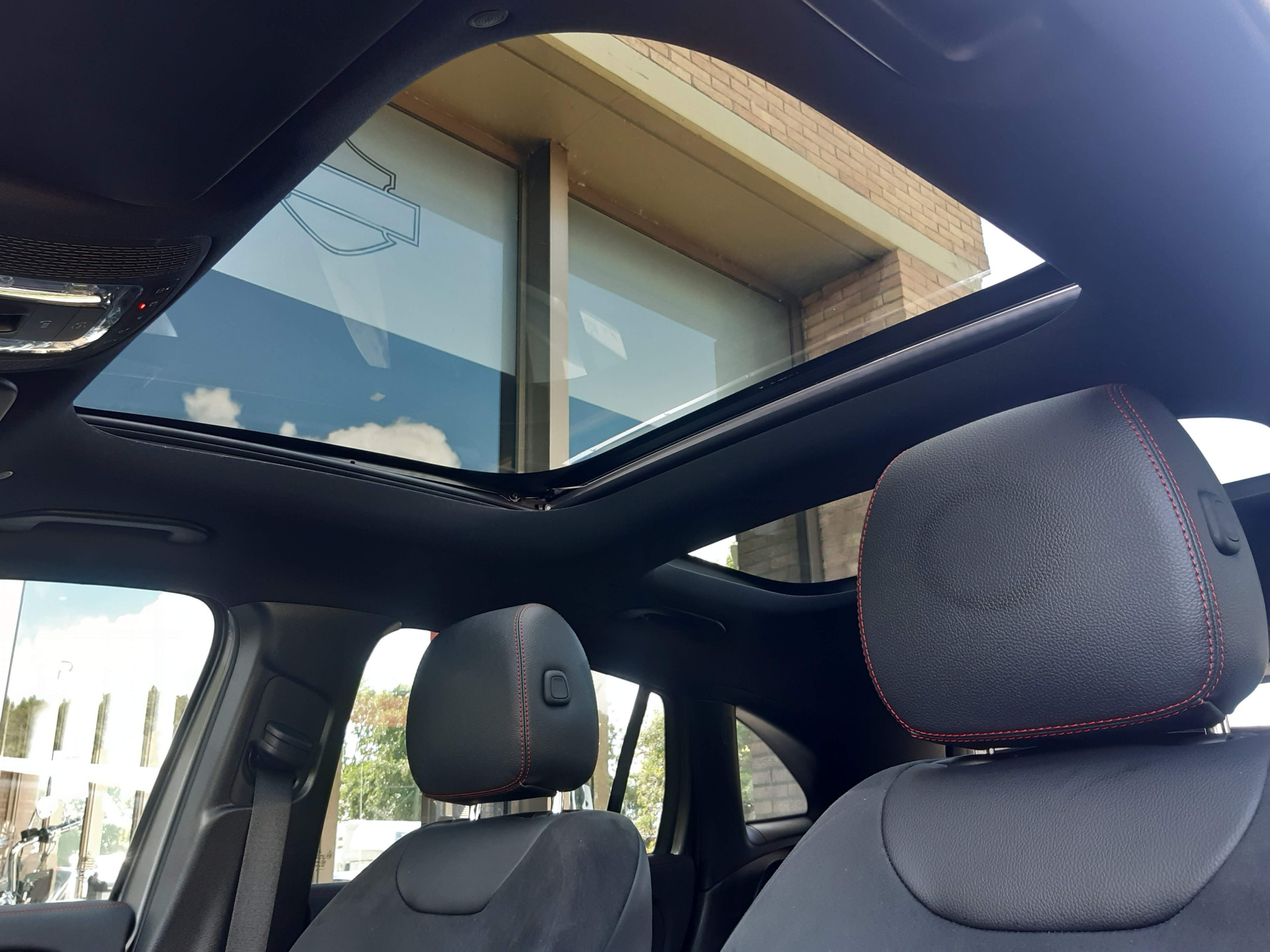 Mercedes-Benz GLA-klasse 250 4MATIC AMG Line