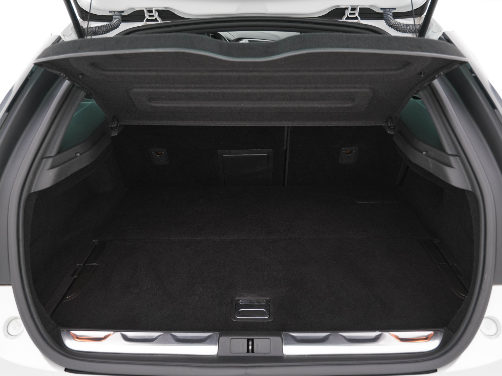 Citroën DS5 2.0 Hybrid4 Business Executive Aut. *PANO | TWO-TONE-LEATHER | MEMORY-PACK | NAVI-FULLMAP | XENON | KEYLESS | CAMERA | HEAD-UP | MASSAGE-SEAT | CRUISE | SPORT-SEATS | 17"ALU*